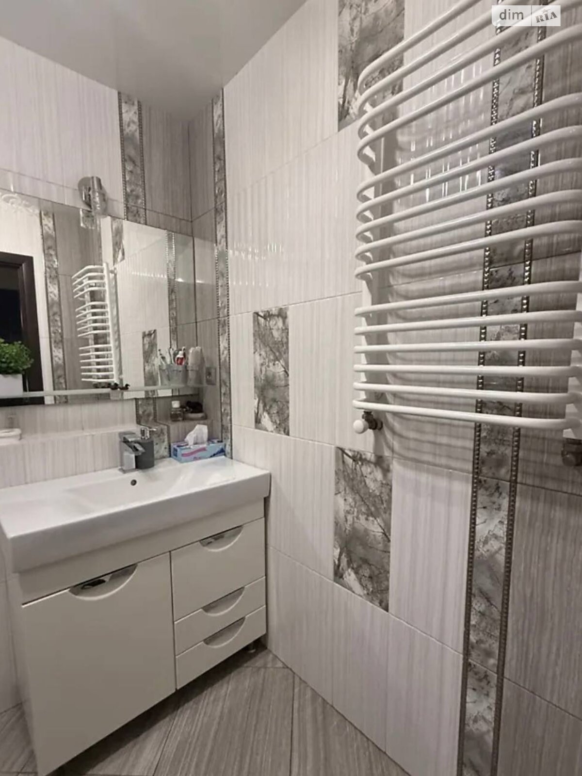 двухкомнатная квартира в Тернополе, район Дружба, на ул. Карпенко 18А в аренду на долгий срок помесячно фото 1