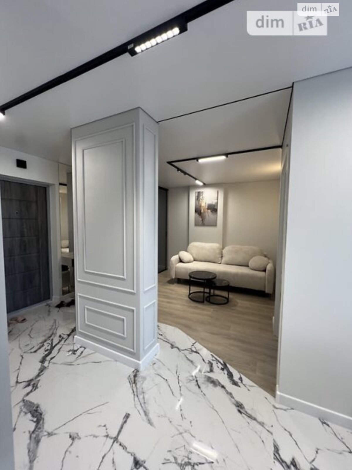 однокомнатная квартира в Тернополе, район Дружба, на пер. Кирпичный 2 в аренду на долгий срок помесячно фото 1 однокомнатная квартира в Тернополе, район Дружба, на пер. Кирпичный 2 в аренду на долгий срок помесячно фото 1