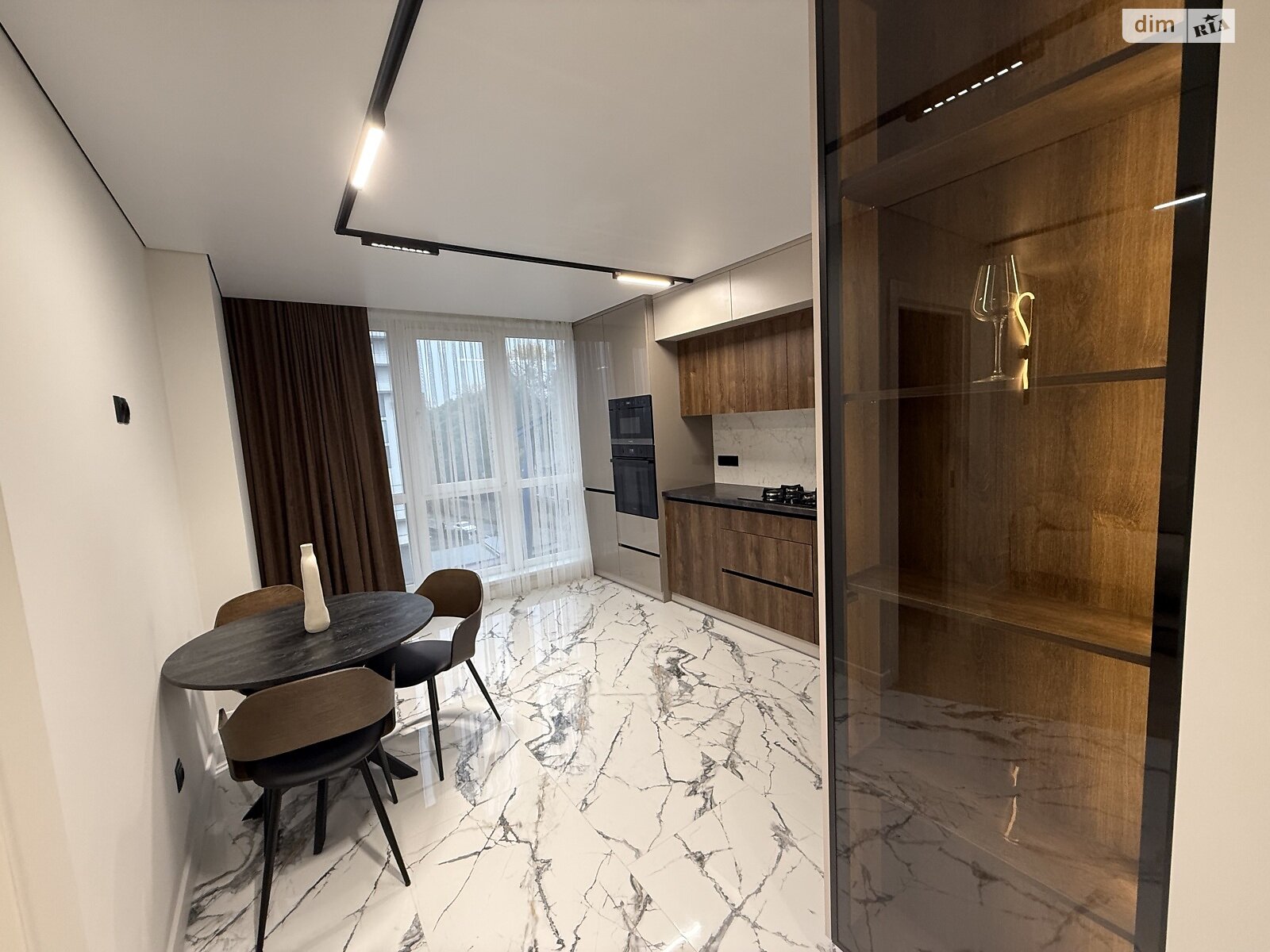 однокомнатная квартира в Тернополе, район Дружба, на пер. Кирпичный 2 в аренду на долгий срок помесячно фото 1 однокомнатная квартира в Тернополе, район Дружба, на пер. Кирпичный 2 в аренду на долгий срок помесячно фото 1