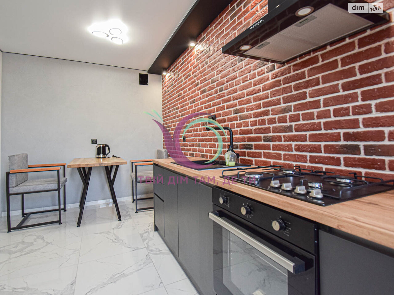 однокомнатная квартира в Тернополе, район Дружба, на пер. Кирпичный 2 в аренду на долгий срок помесячно фото 1