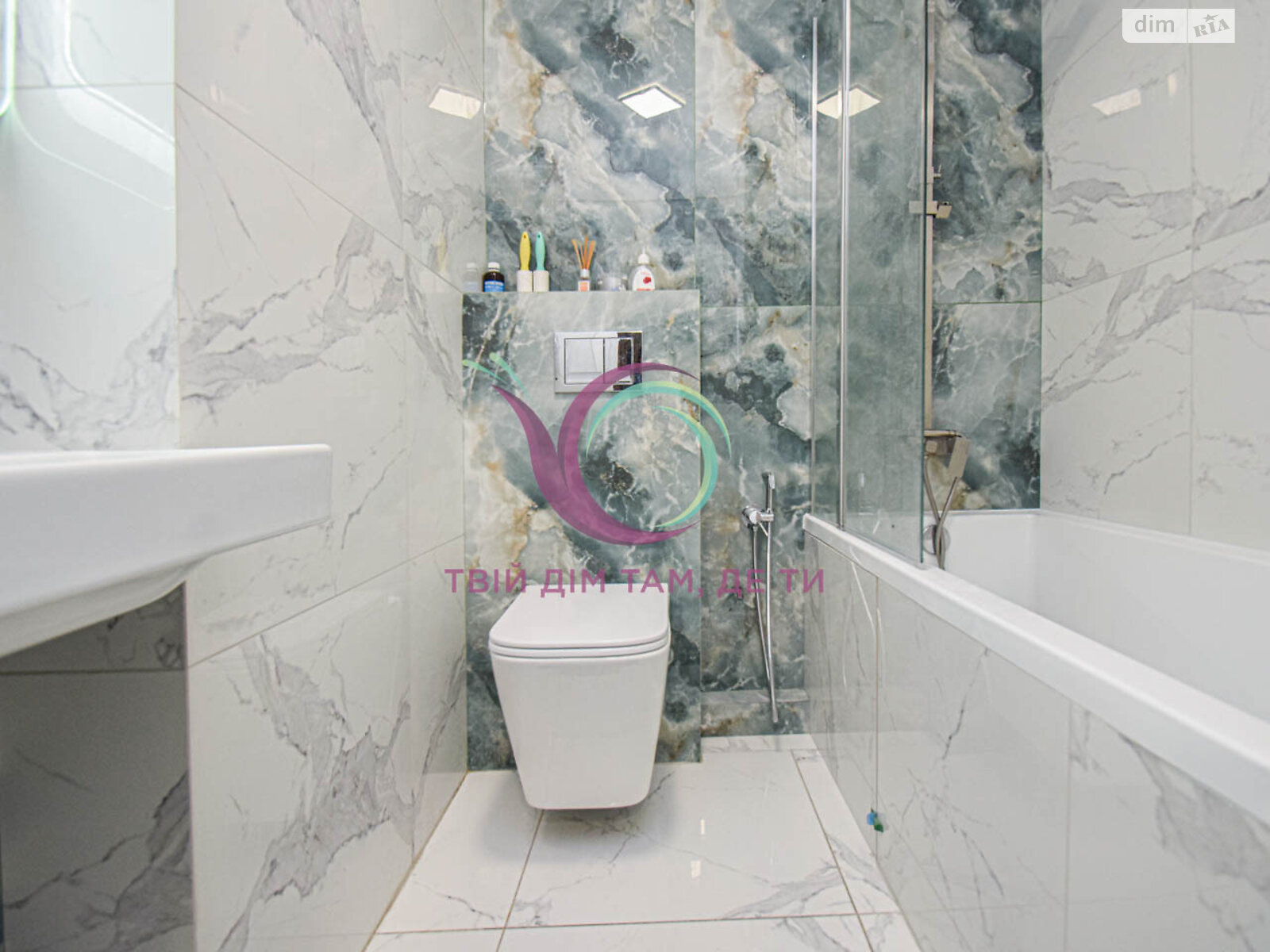 однокомнатная квартира в Тернополе, район Дружба, на пер. Кирпичный 2 в аренду на долгий срок помесячно фото 1