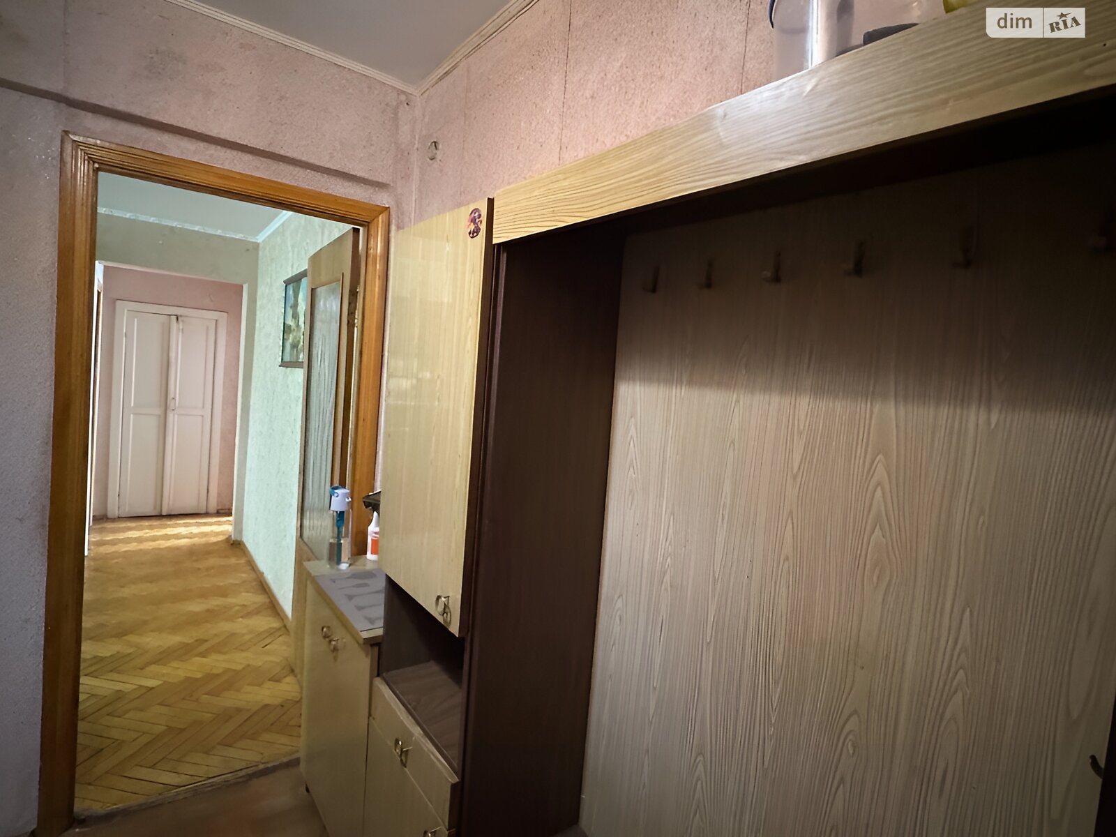 трикімнатна квартира в Тернополі, район Дружба, на вул. Кривоноса Максима 5 в довготривалу оренду помісячно фото 1 трикімнатна квартира в Тернополі, район Дружба, на вул. Кривоноса Максима 5 в довготривалу оренду помісячно фото 1