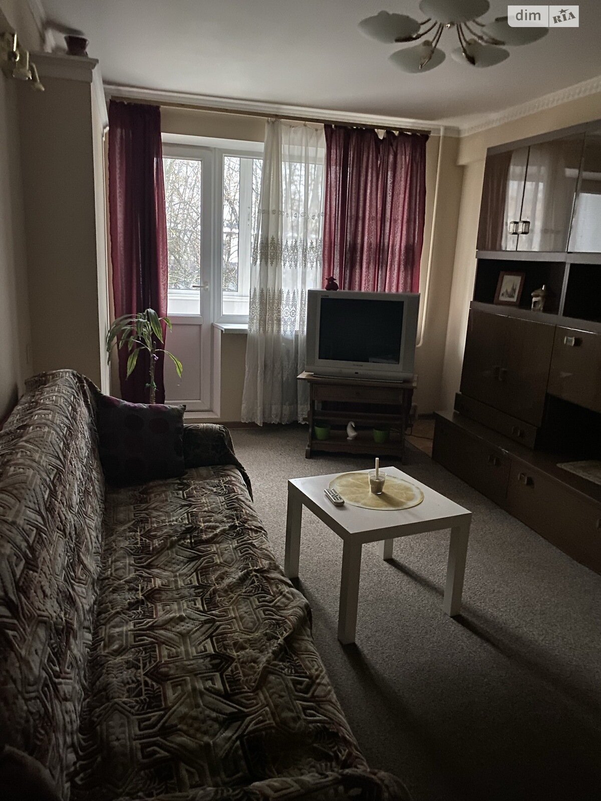 двухкомнатная квартира в Тернополе, район Дружба, на ул. Кривоноса Максима 7 в аренду на долгий срок помесячно фото 1