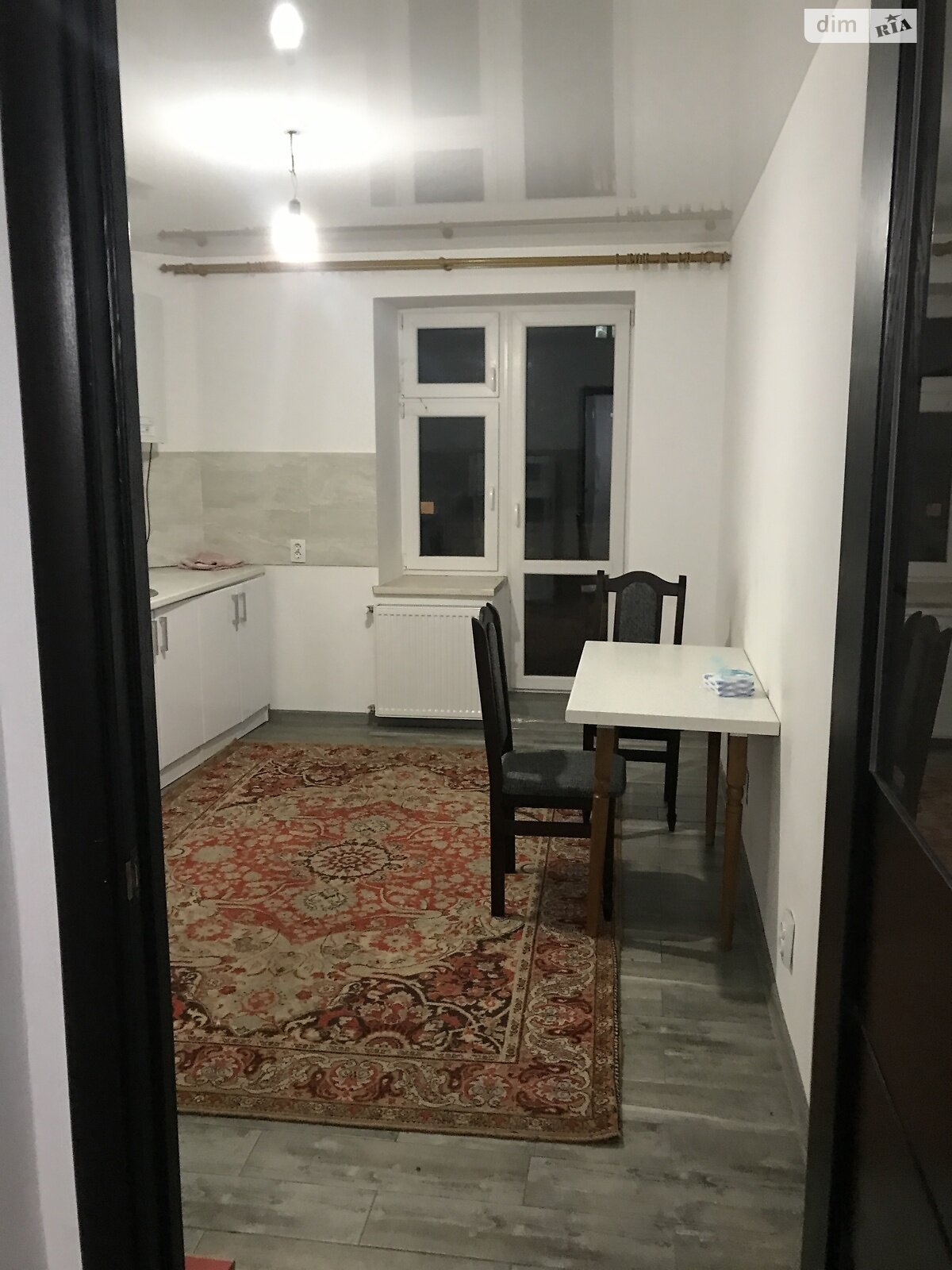 трехкомнатная квартира с ремонтом в Тернополе, район Дружба, на ул. Владимира Лучаковского в аренду на долгий срок помесячно фото 1 трехкомнатная квартира с ремонтом в Тернополе, район Дружба, на ул. Владимира Лучаковского в аренду на долгий срок помесячно фото 1