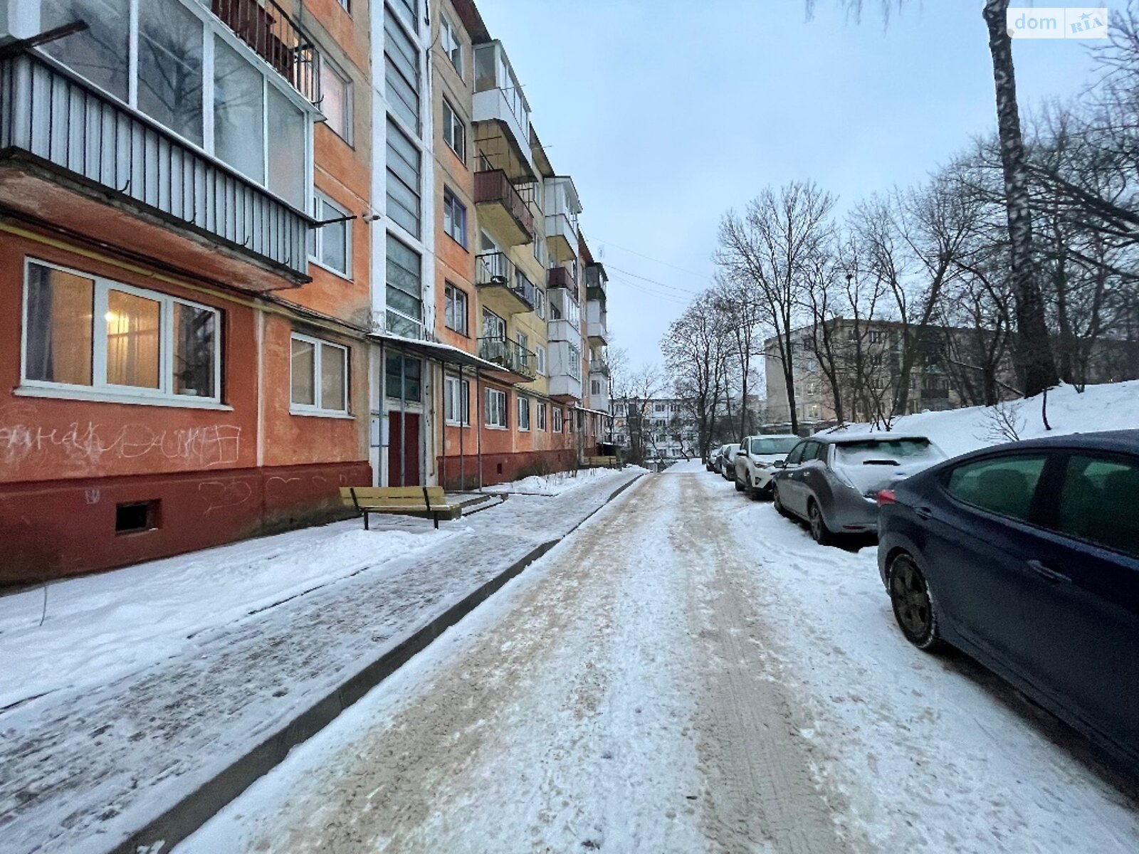 двокімнатна квартира з меблями в Тернополі, район Дружба, на вул. Миру 11А в довготривалу оренду помісячно фото 1 двокімнатна квартира з меблями в Тернополі, район Дружба, на вул. Миру 11А в довготривалу оренду помісячно фото 1