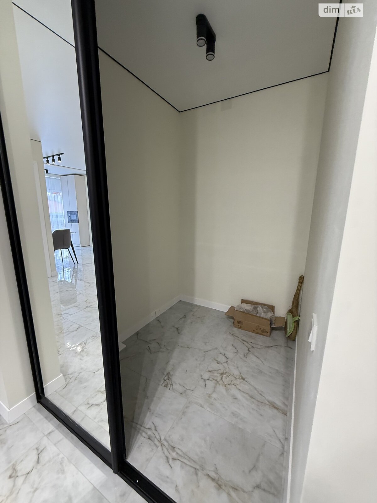 однокомнатная квартира в Тернополе, район Дружба, на ул. Обьездная в аренду на долгий срок помесячно фото 1 однокомнатная квартира в Тернополе, район Дружба, на ул. Обьездная в аренду на долгий срок помесячно фото 1