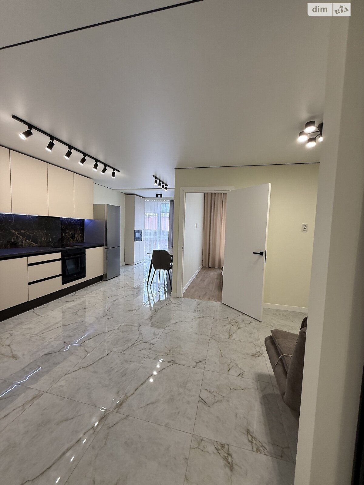 однокомнатная квартира в Тернополе, район Дружба, на ул. Обьездная в аренду на долгий срок помесячно фото 1 однокомнатная квартира в Тернополе, район Дружба, на ул. Обьездная в аренду на долгий срок помесячно фото 1