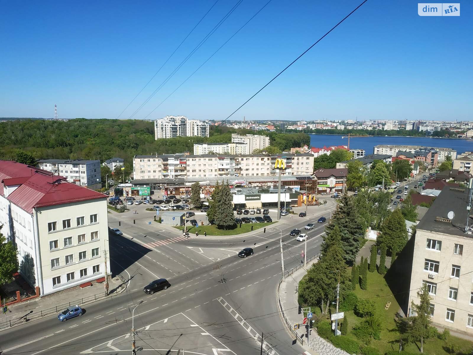 однокомнатная квартира с ремонтом в Тернополе, район Дружба, на майд. Победы в аренду на долгий срок помесячно фото 1 однокомнатная квартира с ремонтом в Тернополе, район Дружба, на майд. Победы в аренду на долгий срок помесячно фото 1