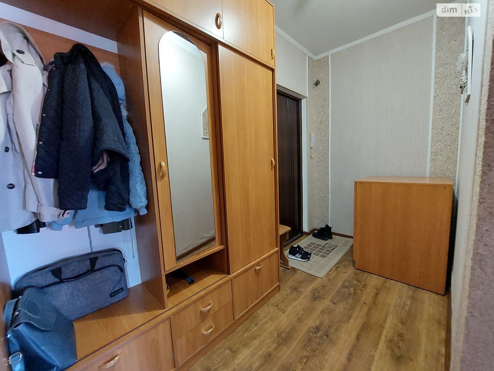 однокомнатная квартира с мебелью в Тернополе, район Дружба, на бул. Просвещения 10 в аренду на долгий срок помесячно фото 1