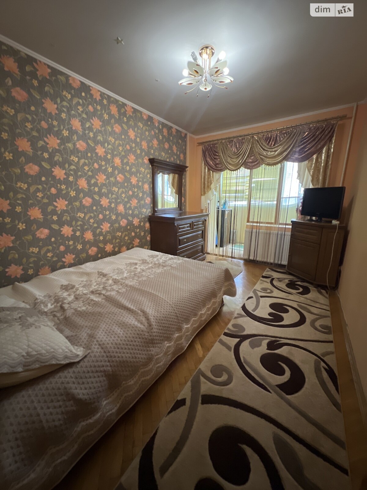 трикімнатна квартира в Тернополі, район Дружба, на вул. Тролейбусна 1А в довготривалу оренду помісячно фото 1 трикімнатна квартира в Тернополі, район Дружба, на вул. Тролейбусна 1А в довготривалу оренду помісячно фото 1