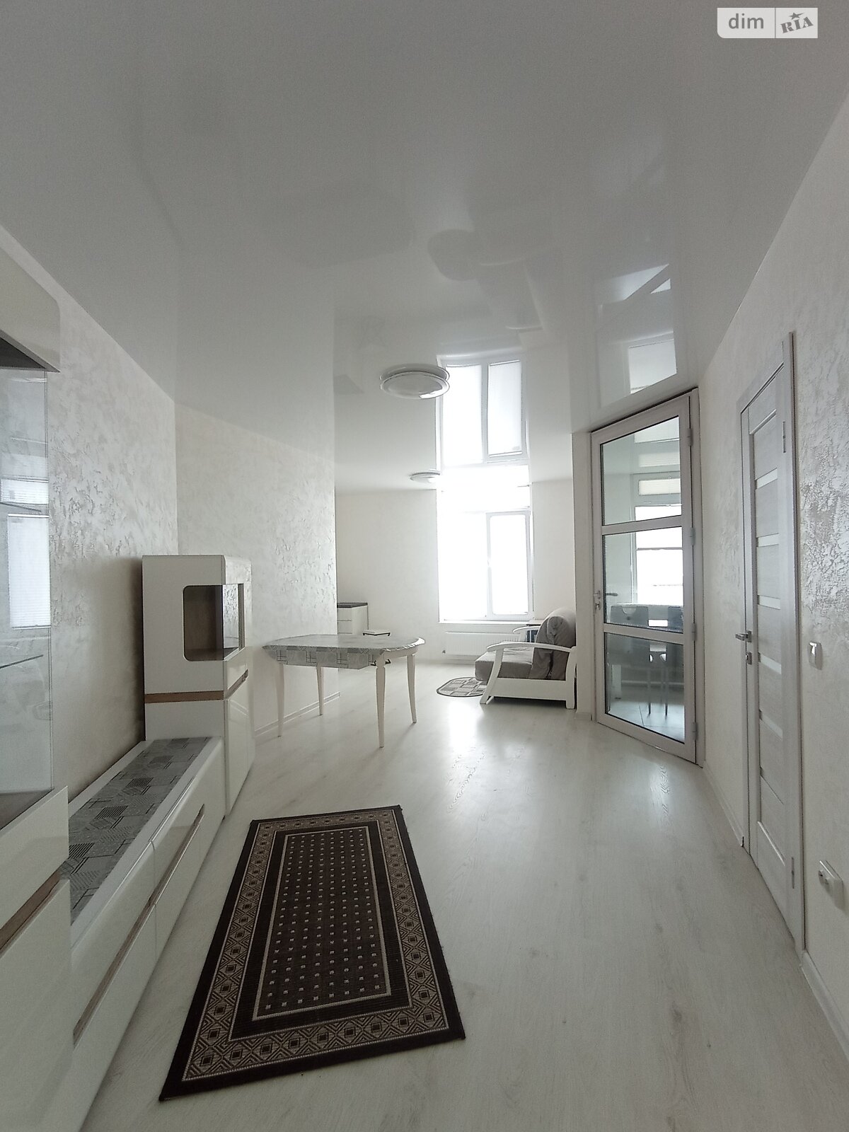 однокомнатная квартира в Тернополе, район Дружба, на ул. Троллейбусная в аренду на долгий срок помесячно фото 1 однокомнатная квартира в Тернополе, район Дружба, на ул. Троллейбусная в аренду на долгий срок помесячно фото 1