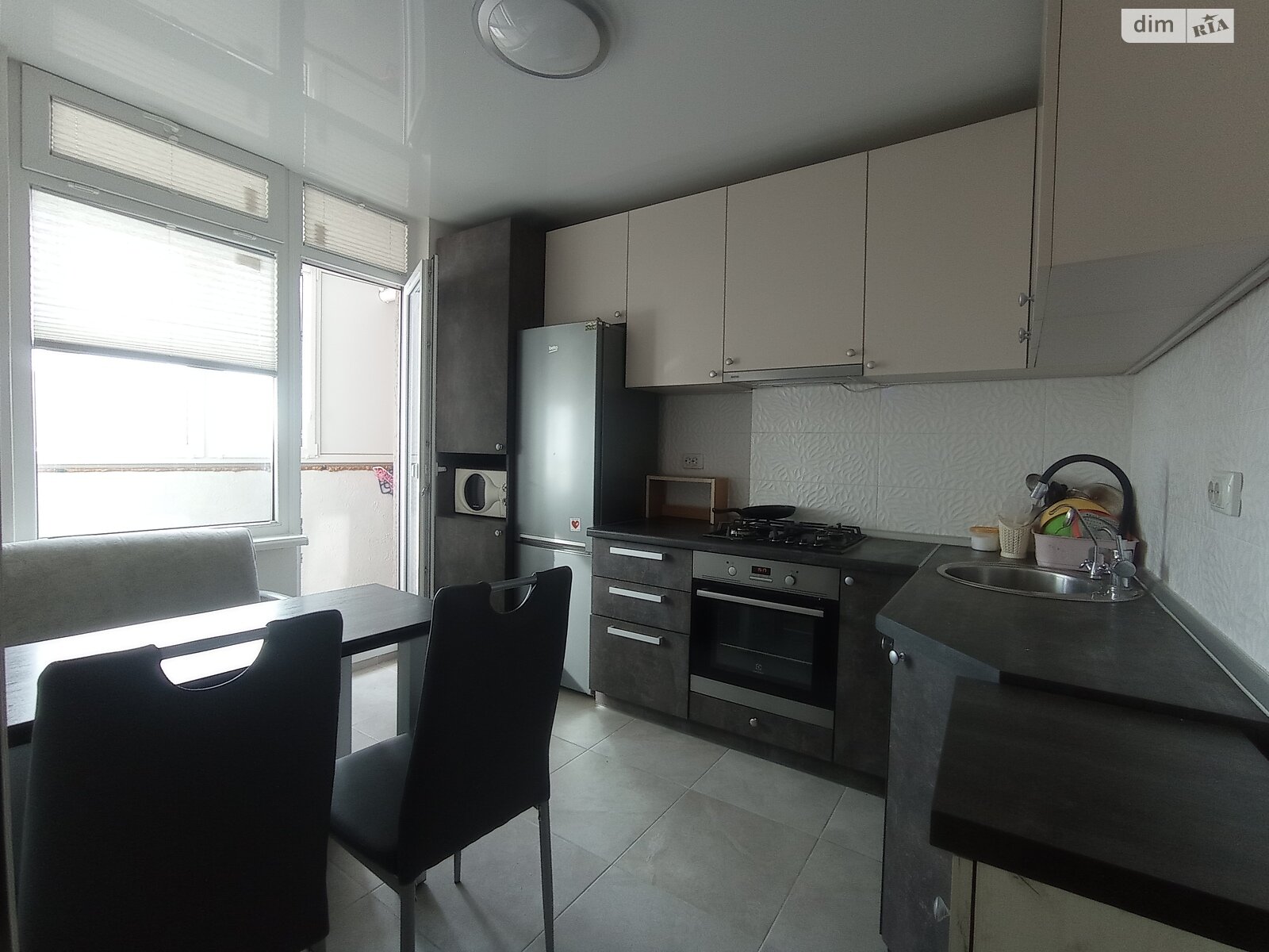 однокомнатная квартира в Тернополе, район Дружба, на ул. Троллейбусная в аренду на долгий срок помесячно фото 1 однокомнатная квартира в Тернополе, район Дружба, на ул. Троллейбусная в аренду на долгий срок помесячно фото 1