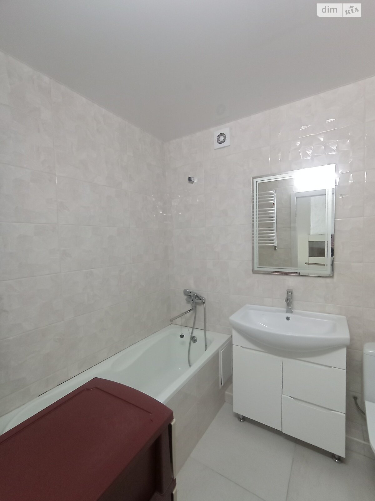 однокомнатная квартира в Тернополе, район Дружба, на ул. Троллейбусная в аренду на долгий срок помесячно фото 1 однокомнатная квартира в Тернополе, район Дружба, на ул. Троллейбусная в аренду на долгий срок помесячно фото 1