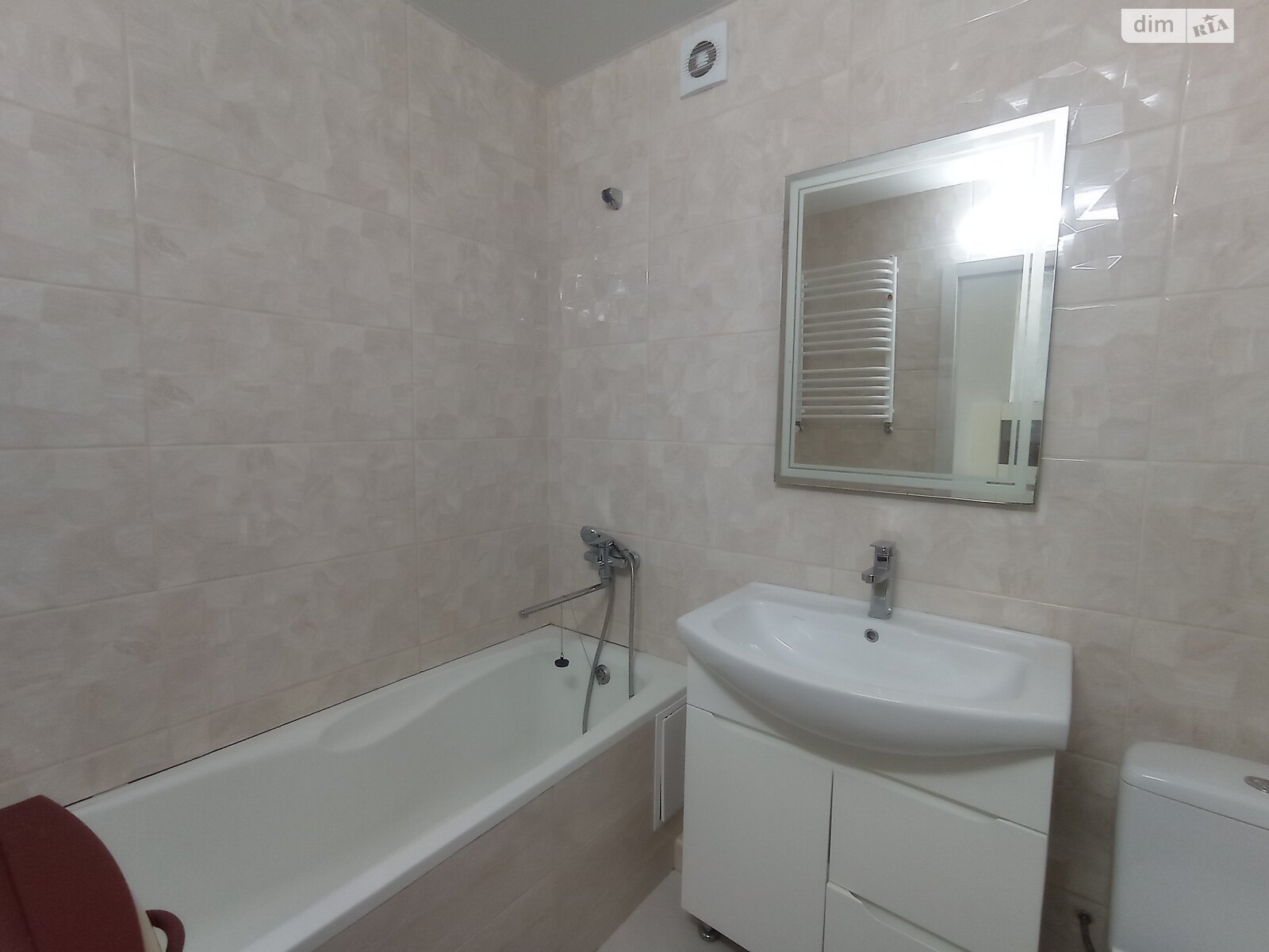 однокомнатная квартира в Тернополе, район Дружба, на ул. Троллейбусная в аренду на долгий срок помесячно фото 1 однокомнатная квартира в Тернополе, район Дружба, на ул. Троллейбусная в аренду на долгий срок помесячно фото 1