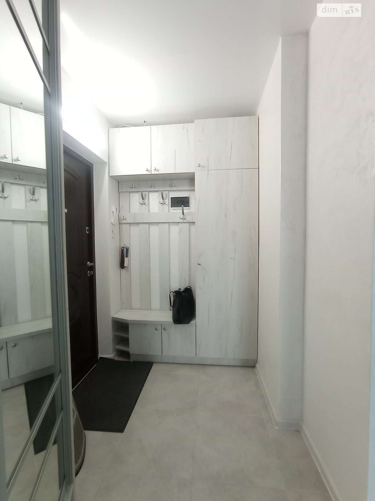 однокомнатная квартира в Тернополе, район Дружба, на ул. Троллейбусная в аренду на долгий срок помесячно фото 1 однокомнатная квартира в Тернополе, район Дружба, на ул. Троллейбусная в аренду на долгий срок помесячно фото 1