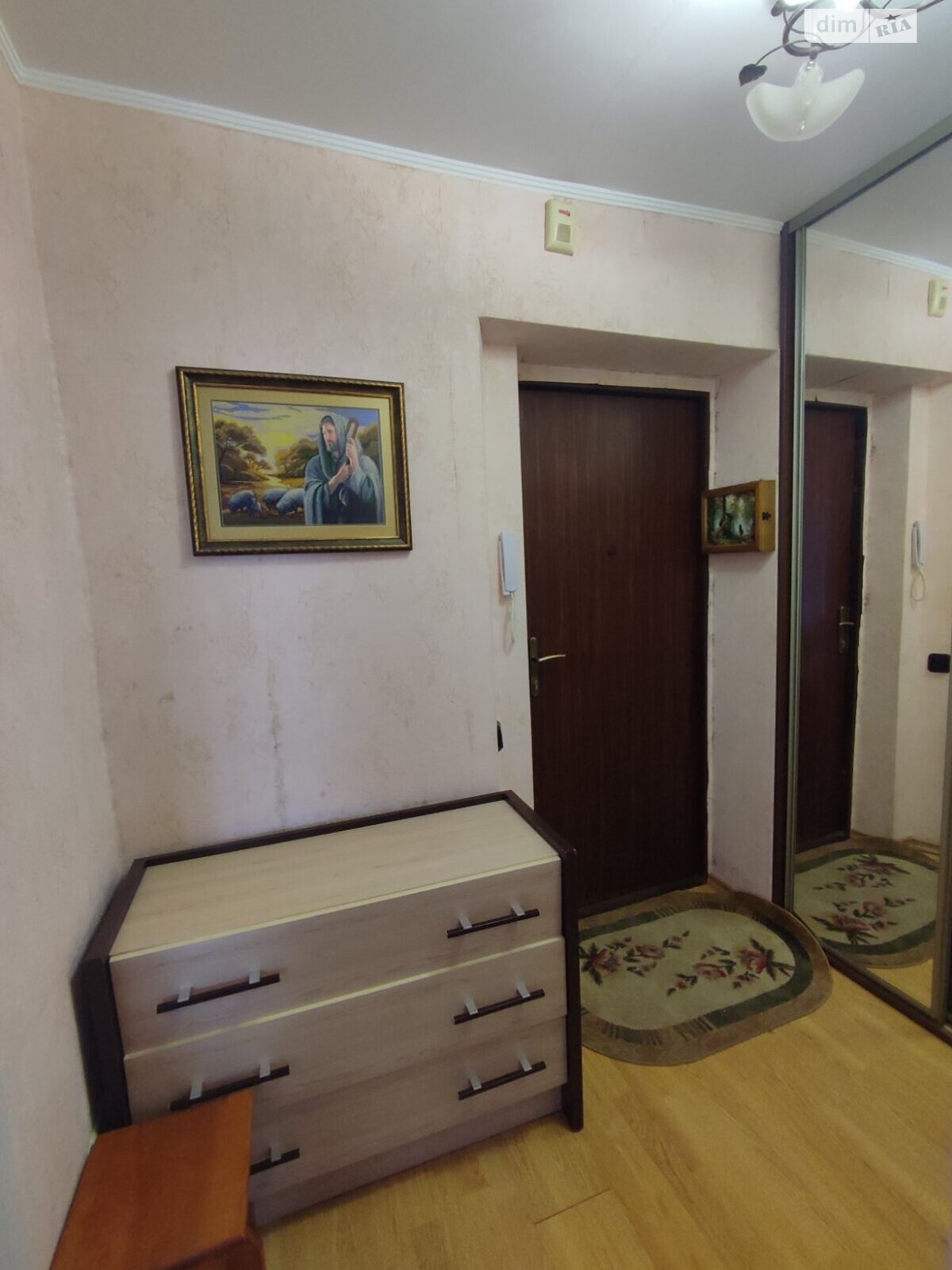 однокімнатна квартира з меблями в Тернополі, район Дружба, на вул. Винниченка Володимира 4 в довготривалу оренду помісячно фото 1 однокімнатна квартира з меблями в Тернополі, район Дружба, на вул. Винниченка Володимира 4 в довготривалу оренду помісячно фото 1
