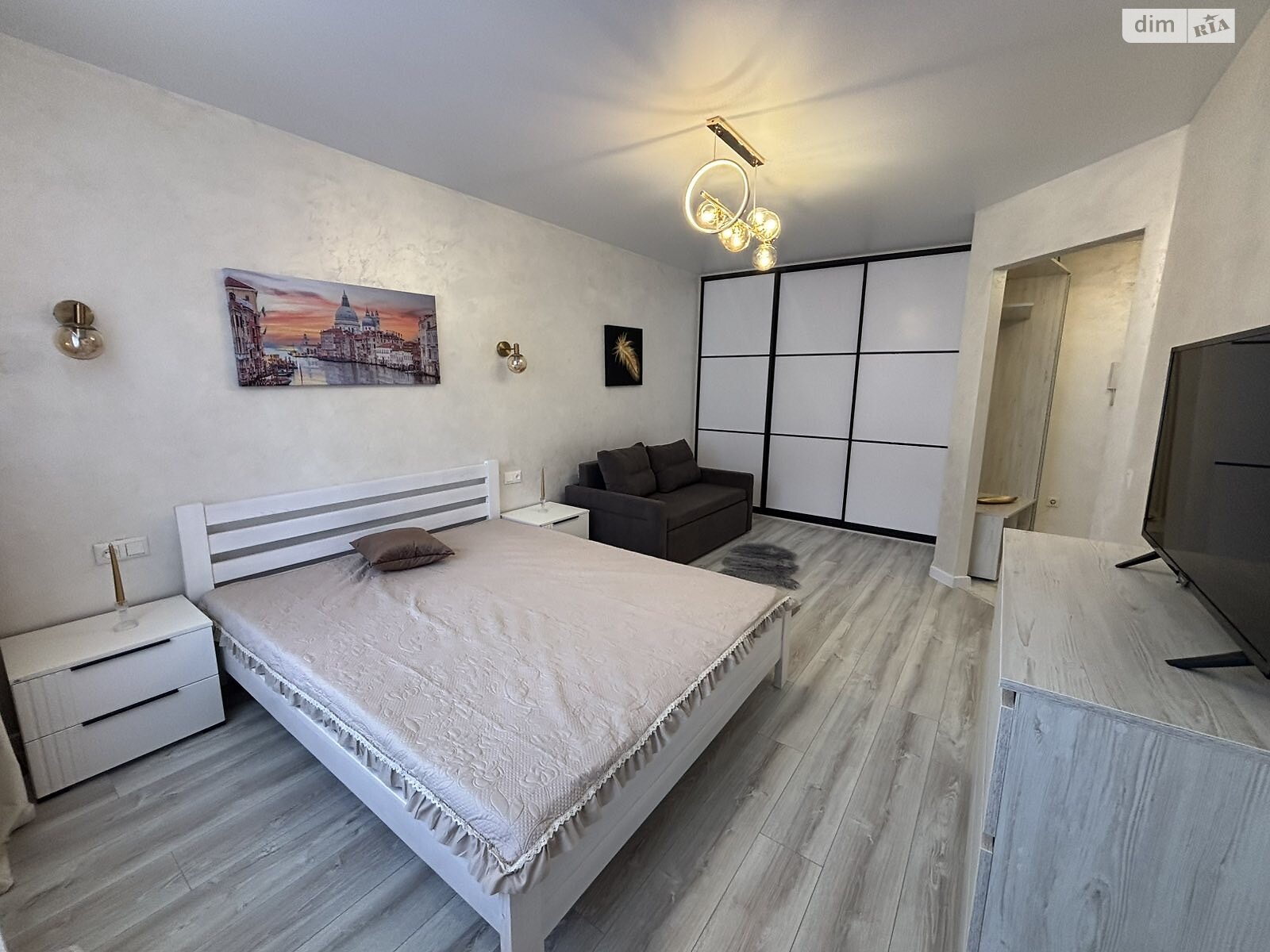 однокомнатная квартира в Тернополе, район Дружба, на ул. Владимира Лучаковского в аренду на долгий срок помесячно фото 1