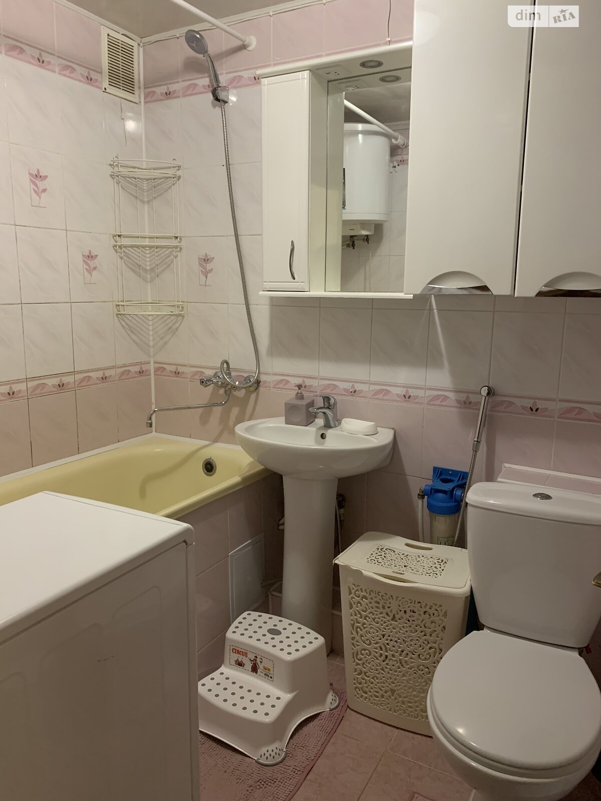 однокомнатная квартира в Тернополе, район Дружба, на ул. Владимира Лучаковского в аренду на долгий срок помесячно фото 1