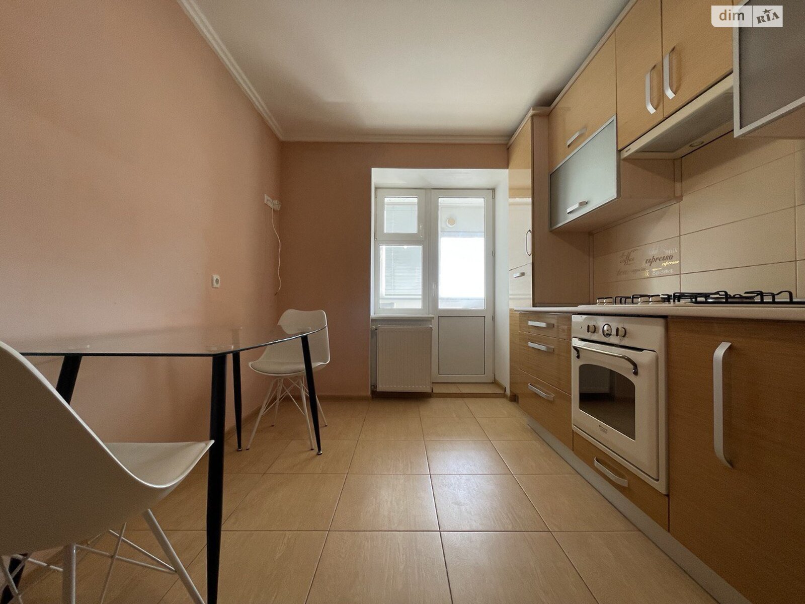 двухкомнатная квартира в Тернополе, район Дружба, на ул. Владимира Лучаковского в аренду на долгий срок помесячно фото 1 двухкомнатная квартира в Тернополе, район Дружба, на ул. Владимира Лучаковского в аренду на долгий срок помесячно фото 1