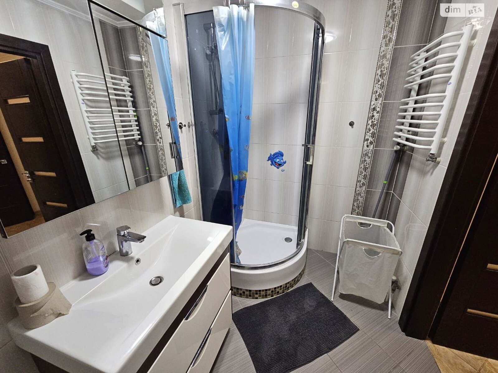 трехкомнатная квартира в Тернополе, район Дружба, на ул. Владимира Лучаковского в аренду на долгий срок помесячно фото 1 трехкомнатная квартира в Тернополе, район Дружба, на ул. Владимира Лучаковского в аренду на долгий срок помесячно фото 1