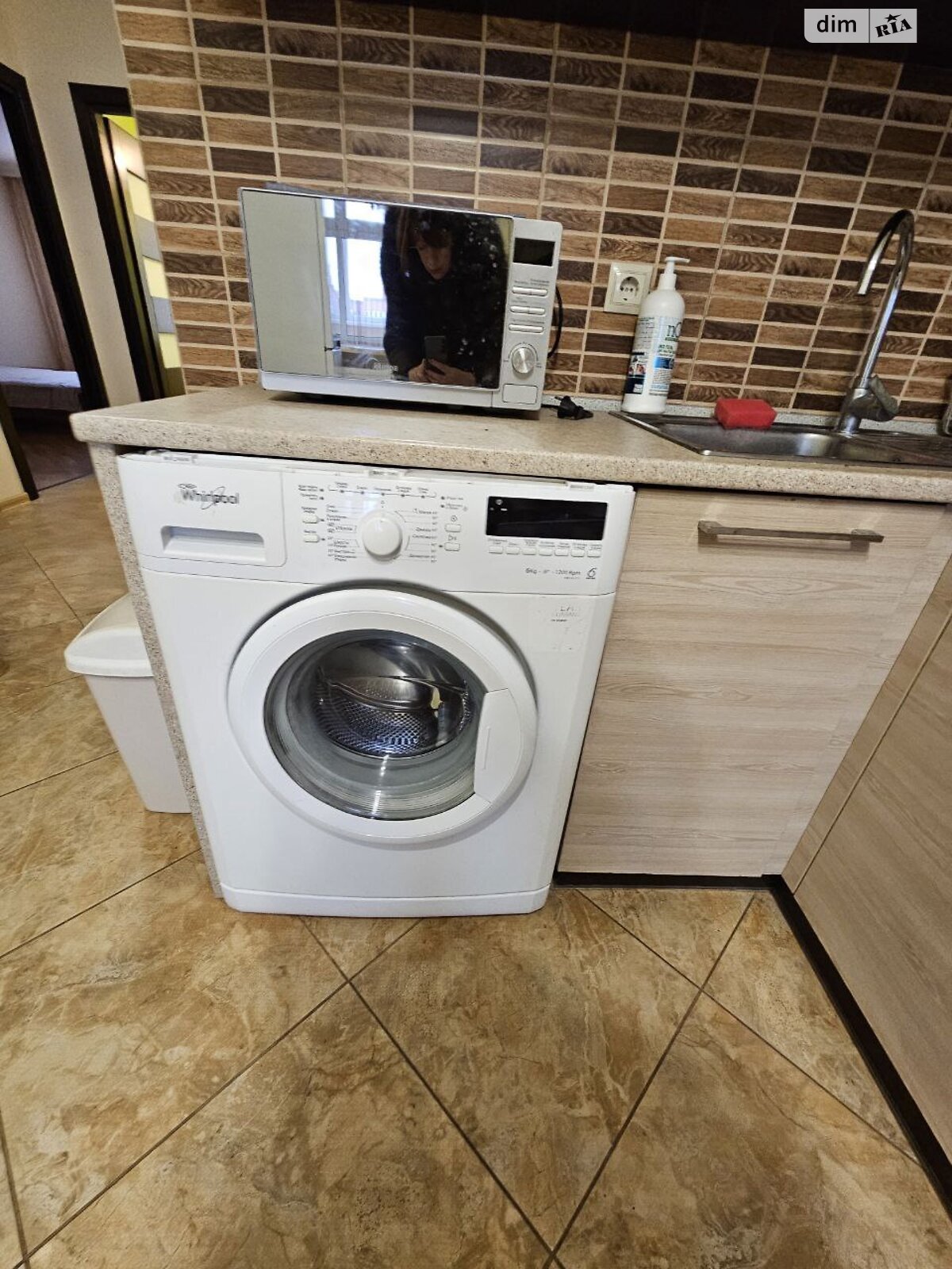 трехкомнатная квартира в Тернополе, район Дружба, на ул. Владимира Лучаковского в аренду на долгий срок помесячно фото 1 трехкомнатная квартира в Тернополе, район Дружба, на ул. Владимира Лучаковского в аренду на долгий срок помесячно фото 1