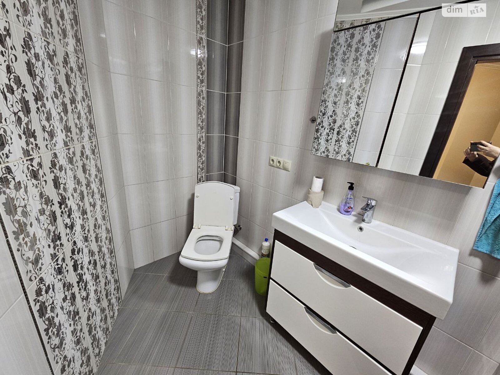 трехкомнатная квартира в Тернополе, район Дружба, на ул. Владимира Лучаковского в аренду на долгий срок помесячно фото 1 трехкомнатная квартира в Тернополе, район Дружба, на ул. Владимира Лучаковского в аренду на долгий срок помесячно фото 1