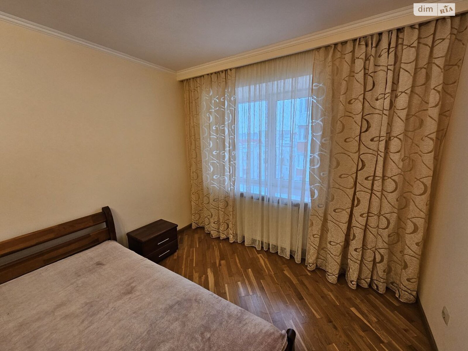 трехкомнатная квартира в Тернополе, район Дружба, на ул. Владимира Лучаковского в аренду на долгий срок помесячно фото 1 трехкомнатная квартира в Тернополе, район Дружба, на ул. Владимира Лучаковского в аренду на долгий срок помесячно фото 1