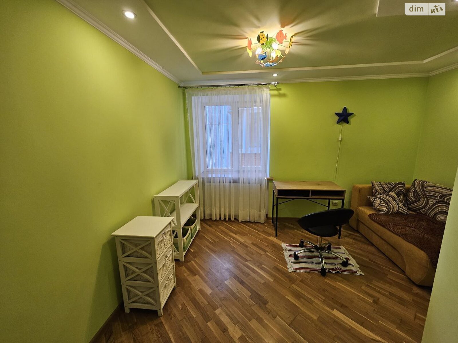 трехкомнатная квартира в Тернополе, район Дружба, на ул. Владимира Лучаковского в аренду на долгий срок помесячно фото 1 трехкомнатная квартира в Тернополе, район Дружба, на ул. Владимира Лучаковского в аренду на долгий срок помесячно фото 1