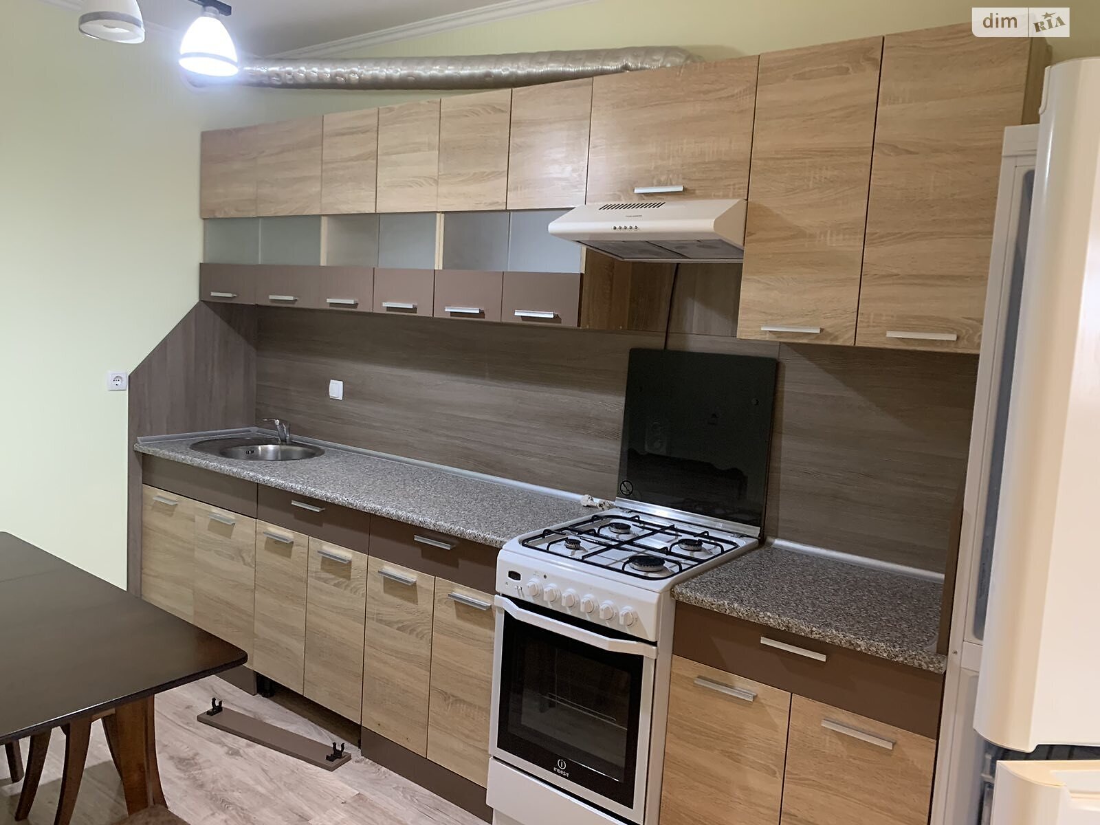 двухкомнатная квартира с мебелью в Тернополе, район Дружба, на ул. Владимира Лучаковского 5 в аренду на долгий срок помесячно фото 1