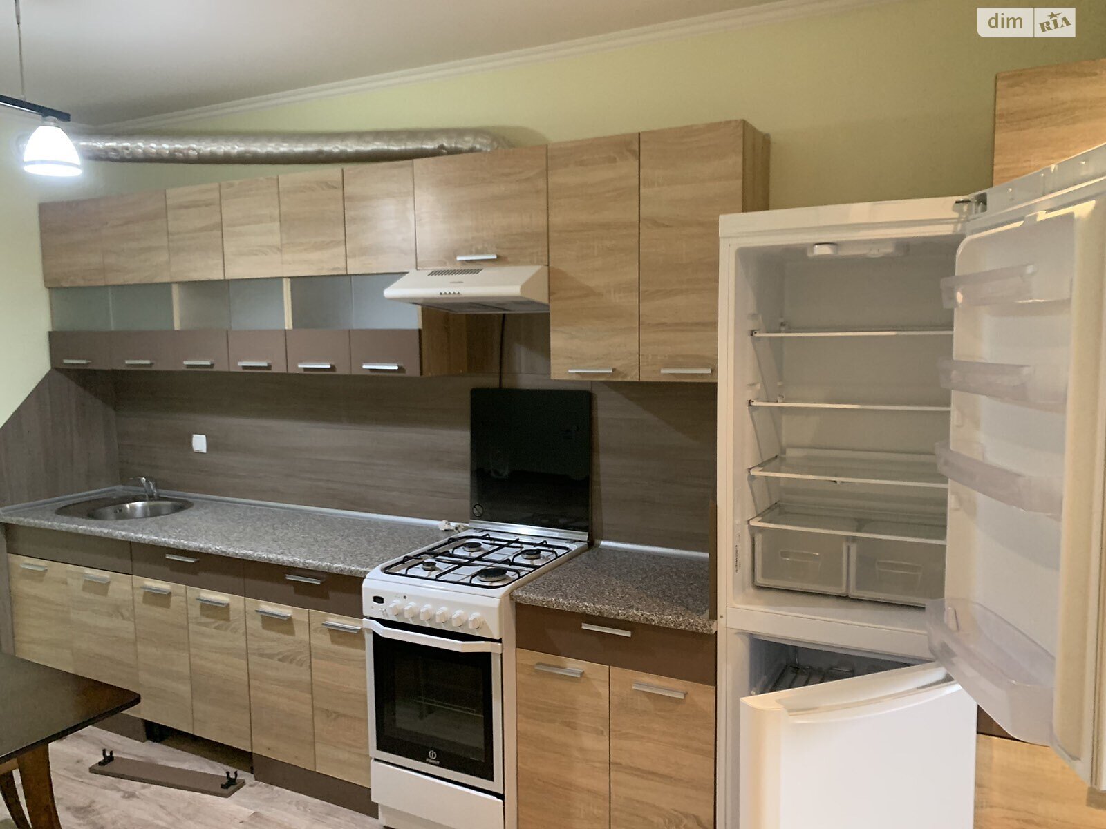 двухкомнатная квартира с мебелью в Тернополе, район Дружба, на ул. Владимира Лучаковского 5 в аренду на долгий срок помесячно фото 1