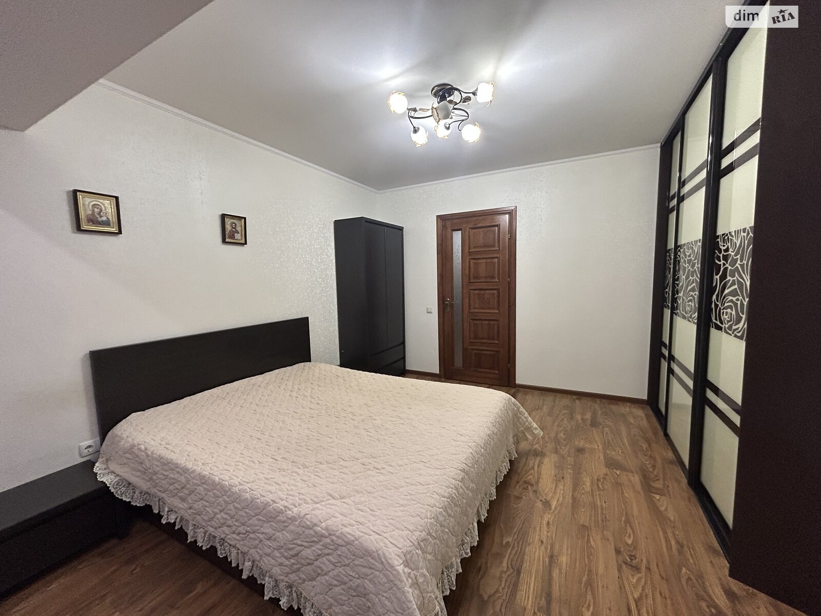 трикімнатна квартира в Тернополі, район Дружба, на вул. Володимира Лучаковського в довготривалу оренду помісячно фото 1