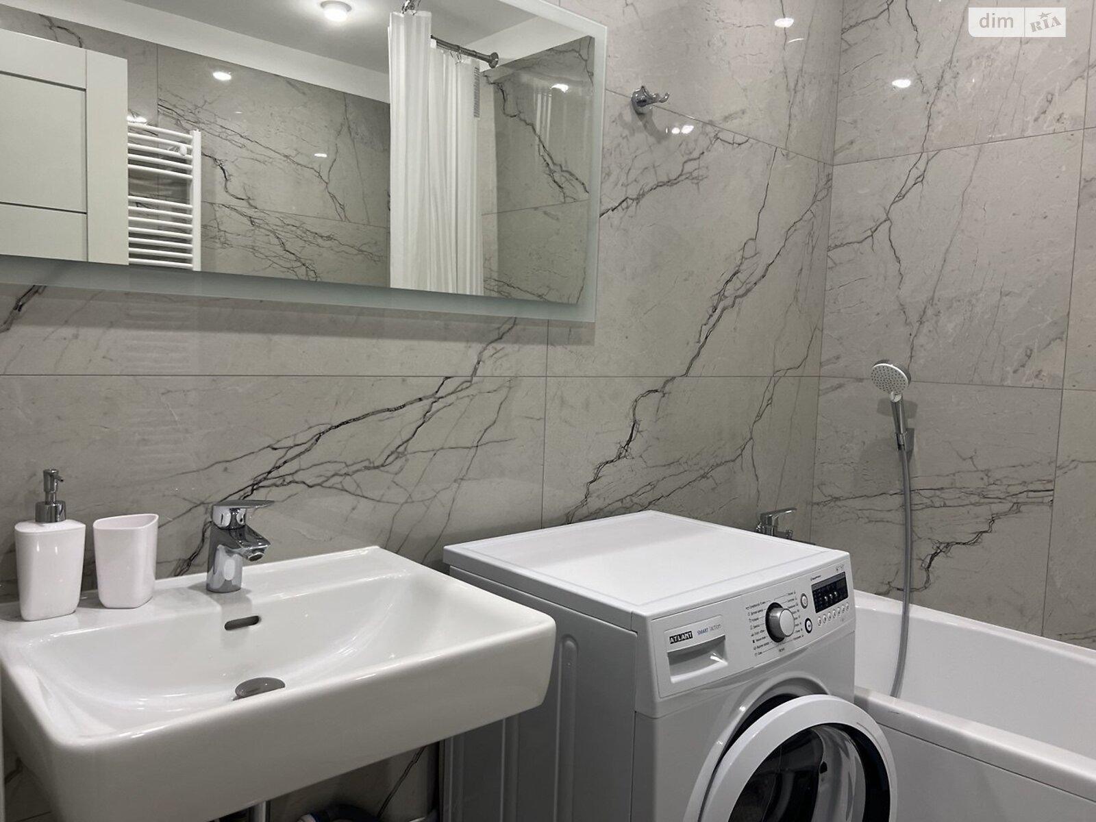 двухкомнатная квартира в Тернополе, район Дружба, на ул. Выговского Гетмана 14 в аренду на долгий срок помесячно фото 1 двухкомнатная квартира в Тернополе, район Дружба, на ул. Выговского Гетмана 14 в аренду на долгий срок помесячно фото 1