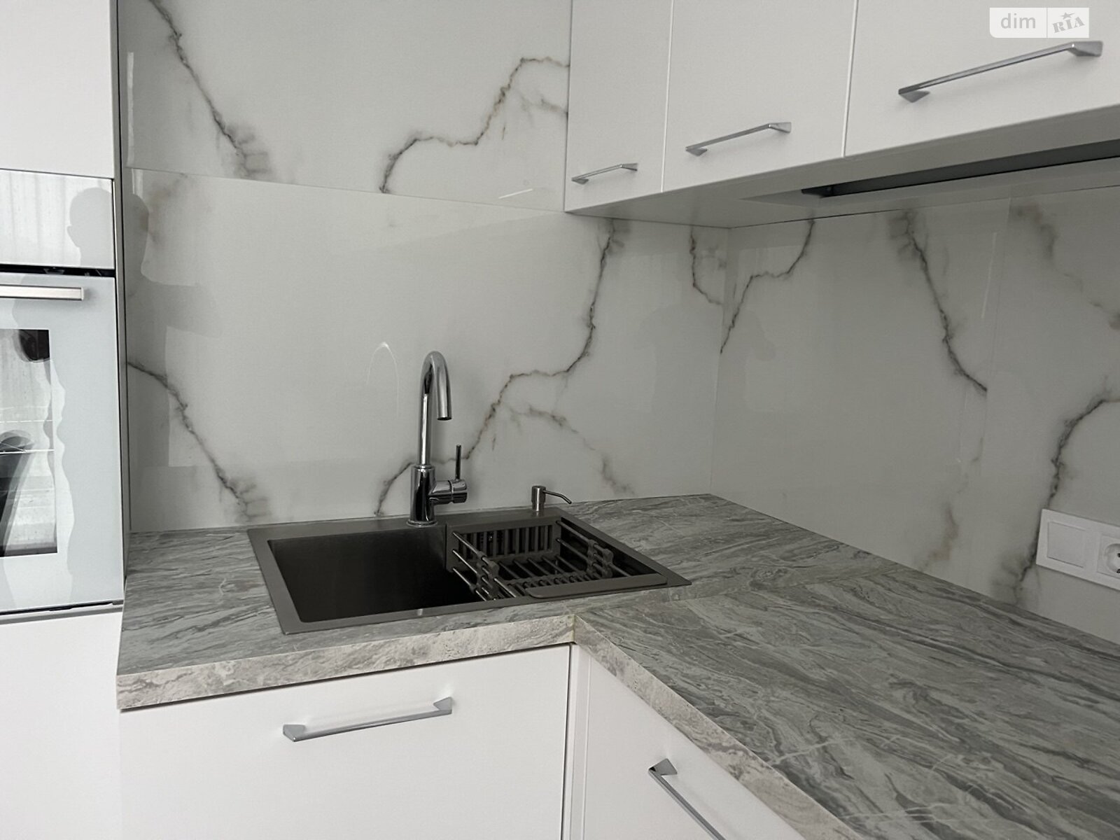 двухкомнатная квартира в Тернополе, район Дружба, на ул. Выговского Гетмана 14 в аренду на долгий срок помесячно фото 1 двухкомнатная квартира в Тернополе, район Дружба, на ул. Выговского Гетмана 14 в аренду на долгий срок помесячно фото 1