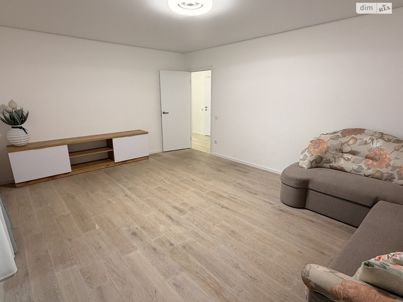 трехкомнатная квартира в Тернополе, район Дружба, на ул. Выговского Гетмана в аренду на долгий срок помесячно фото 2 трехкомнатная квартира в Тернополе, район Дружба, на ул. Выговского Гетмана в аренду на долгий срок помесячно фото 2