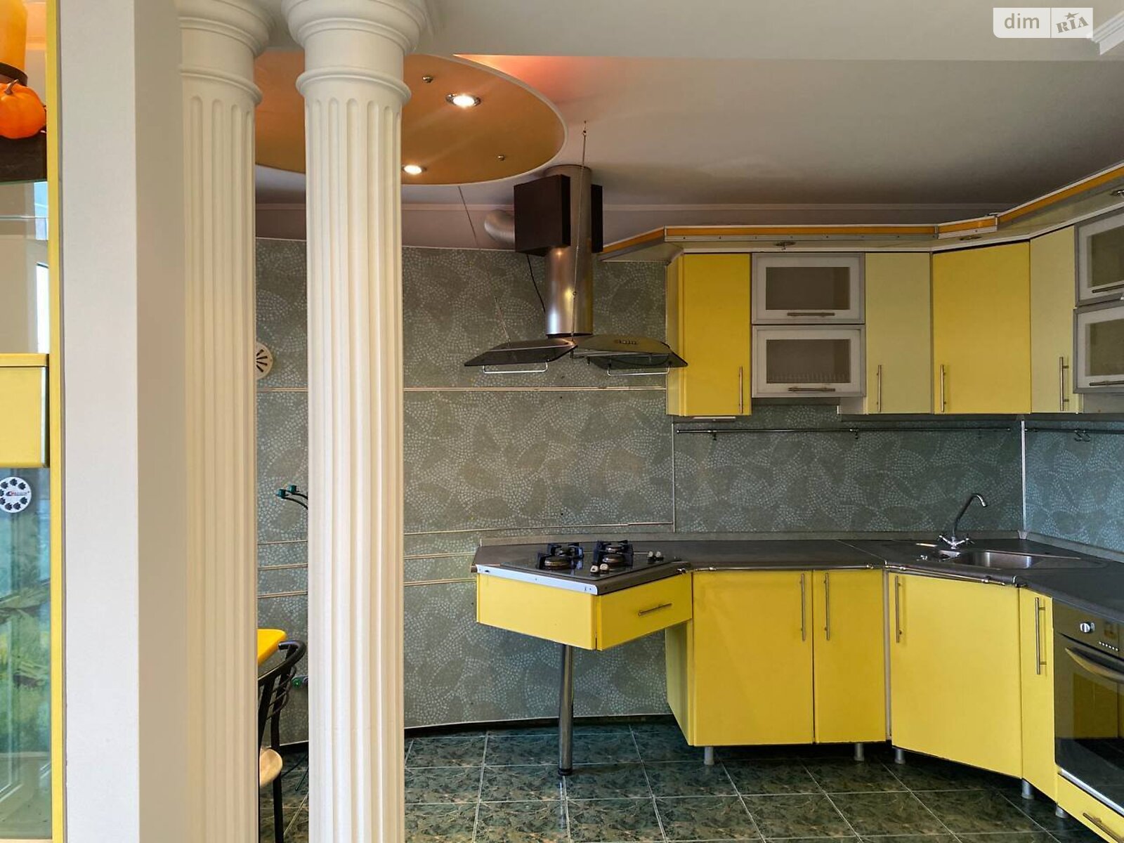 трехкомнатная квартира в Тернополе, район Дружба, на ул. Яремчука Назария в аренду на долгий срок помесячно фото 1 трехкомнатная квартира в Тернополе, район Дружба, на ул. Яремчука Назария в аренду на долгий срок помесячно фото 1