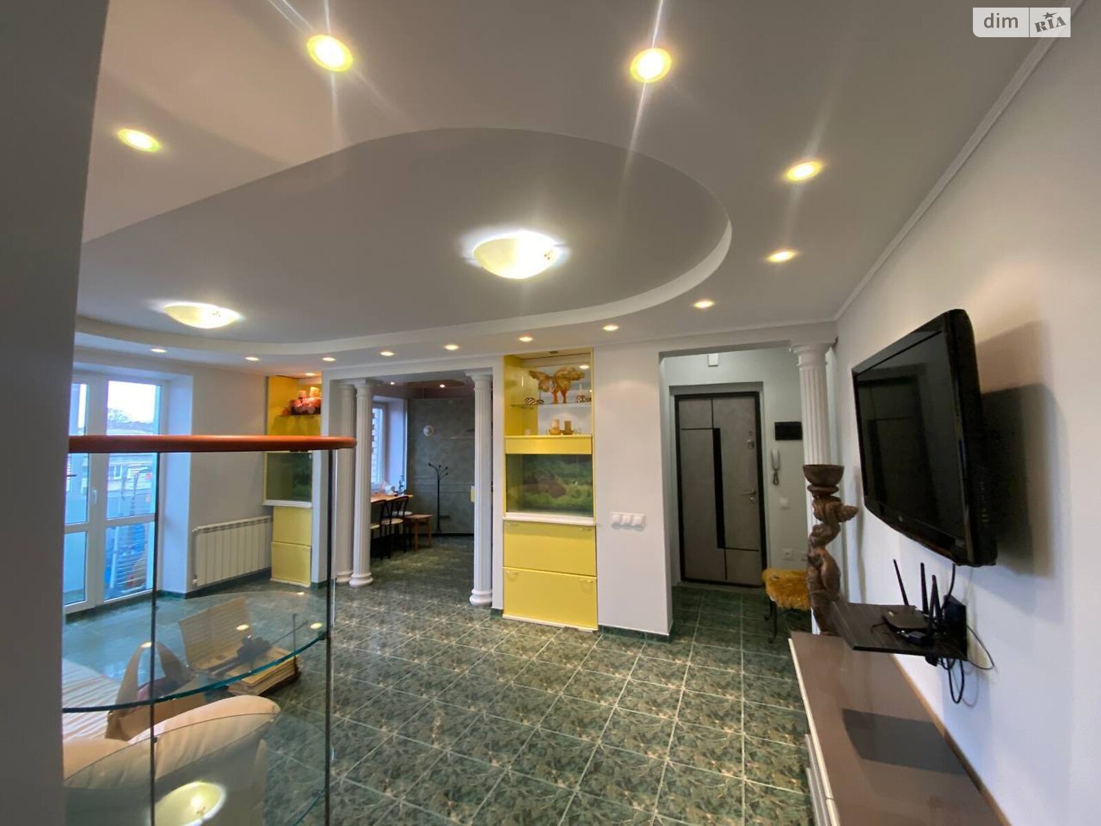 трехкомнатная квартира в Тернополе, район Дружба, на ул. Яремчука Назария в аренду на долгий срок помесячно фото 1 трехкомнатная квартира в Тернополе, район Дружба, на ул. Яремчука Назария в аренду на долгий срок помесячно фото 1