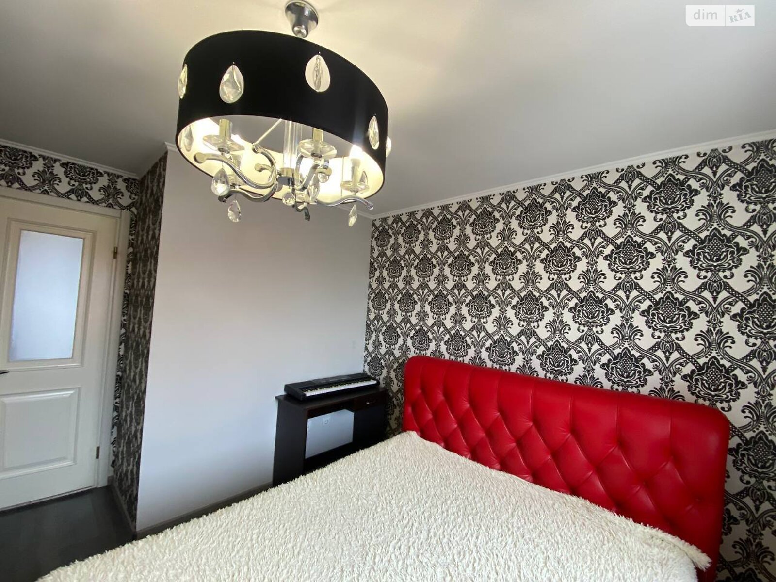 трехкомнатная квартира в Тернополе, район Дружба, на ул. Яремчука Назария в аренду на долгий срок помесячно фото 1 трехкомнатная квартира в Тернополе, район Дружба, на ул. Яремчука Назария в аренду на долгий срок помесячно фото 1