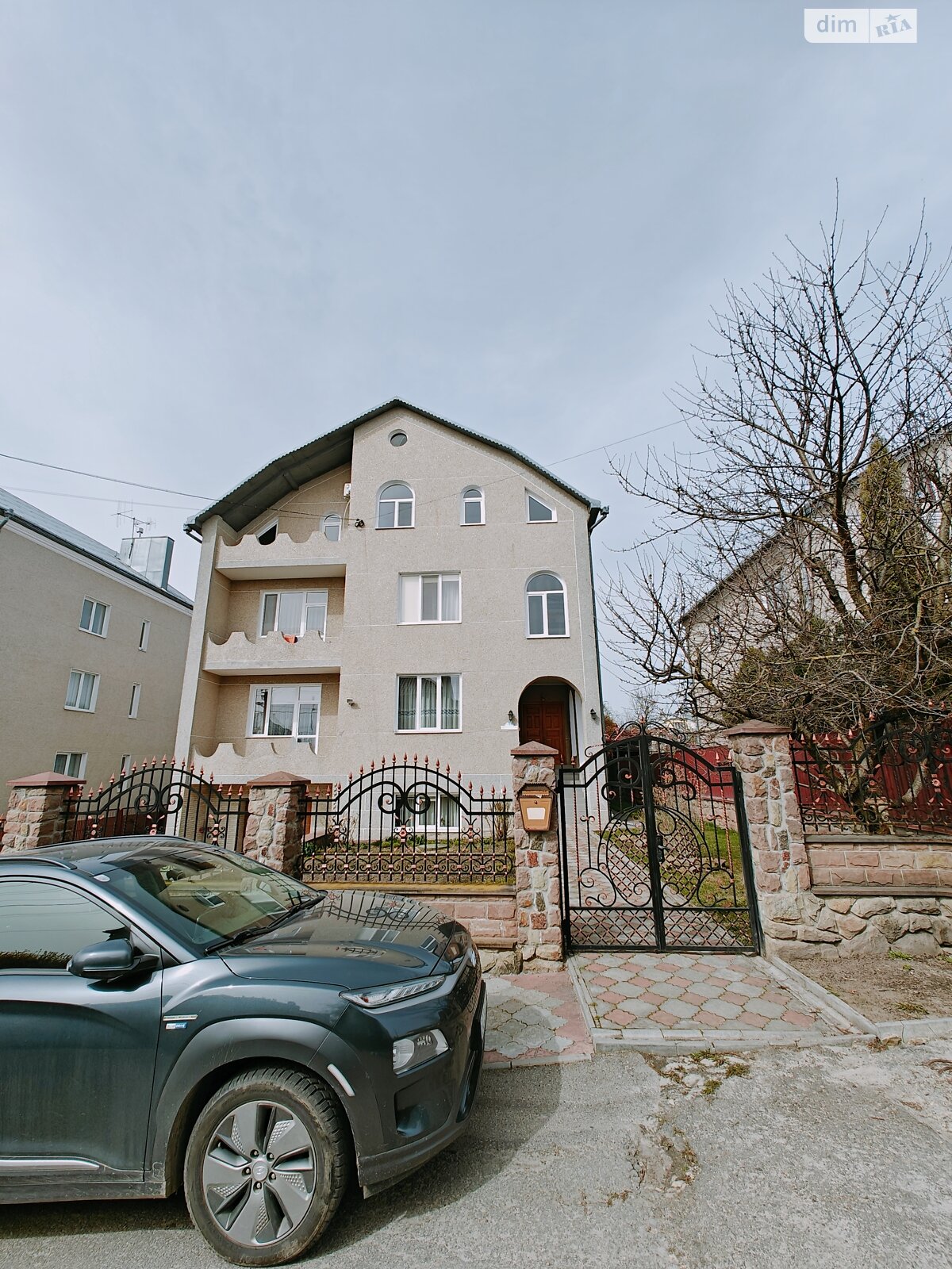 трехкомнатная квартира в Тернополе, район Дружба, на ул. Тернопольская в аренду на долгий срок помесячно фото 1