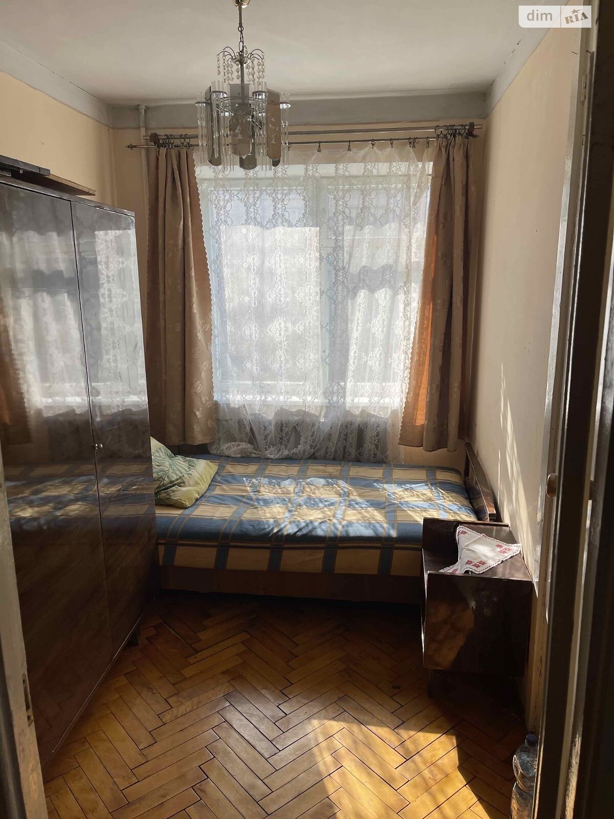 трехкомнатная квартира в Тернополе, на ул. Героев Крут в аренду на долгий срок помесячно фото 1