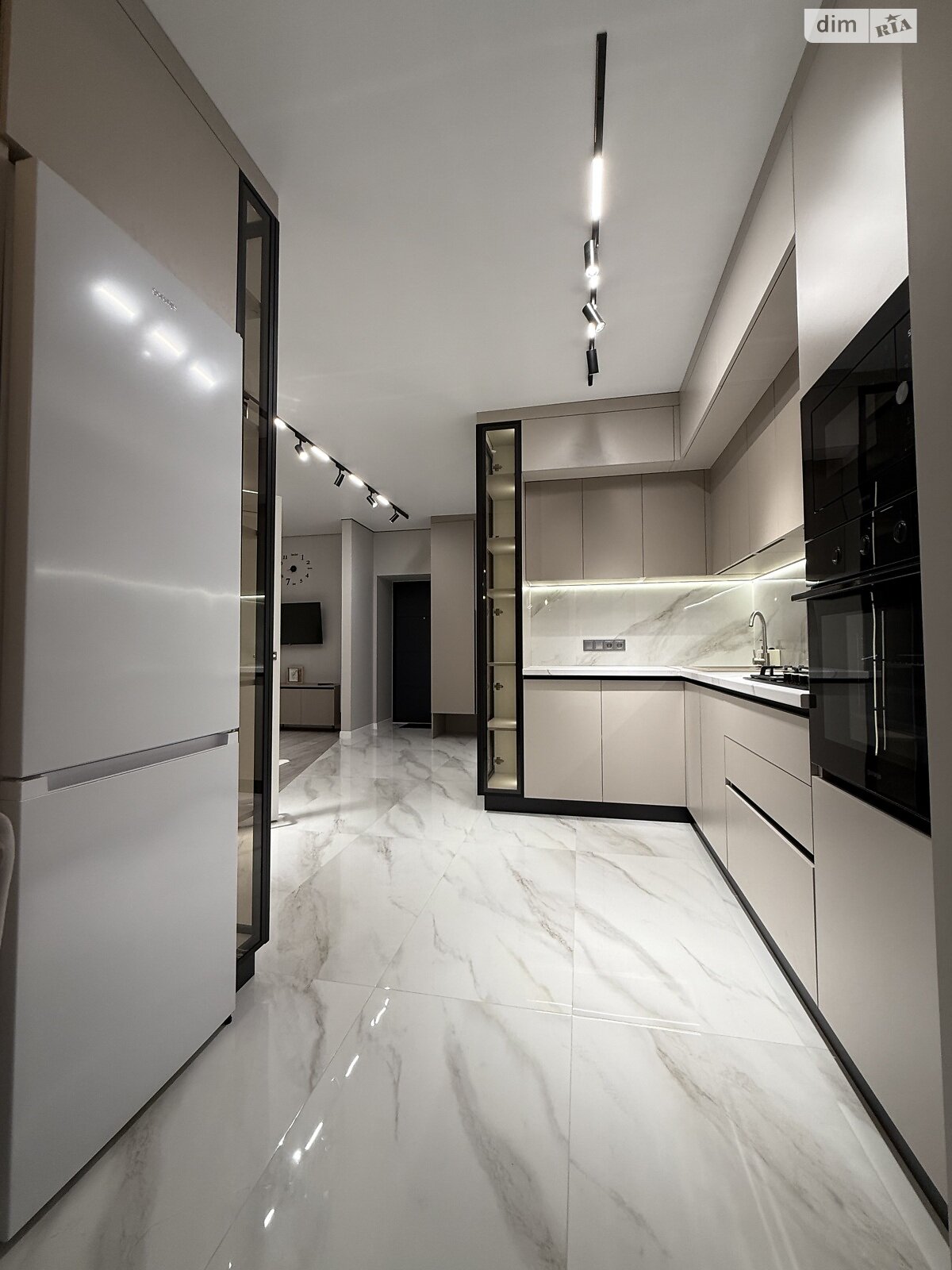 однокімнатна квартира в Тернополі, район Канада, на вул. Енергетична 5А в довготривалу оренду помісячно фото 1