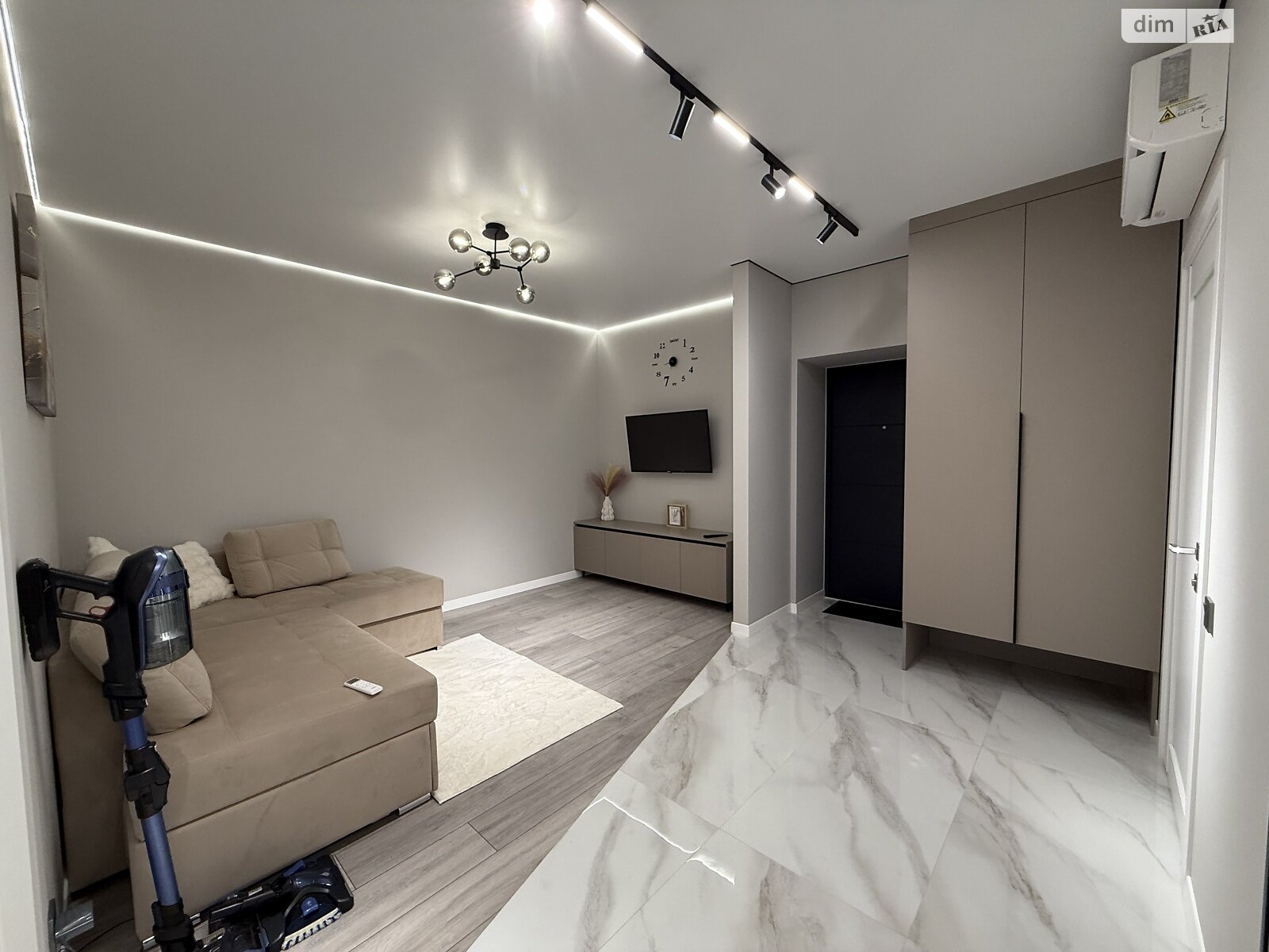 однокімнатна квартира в Тернополі, район Канада, на вул. Енергетична 5А в довготривалу оренду помісячно фото 1