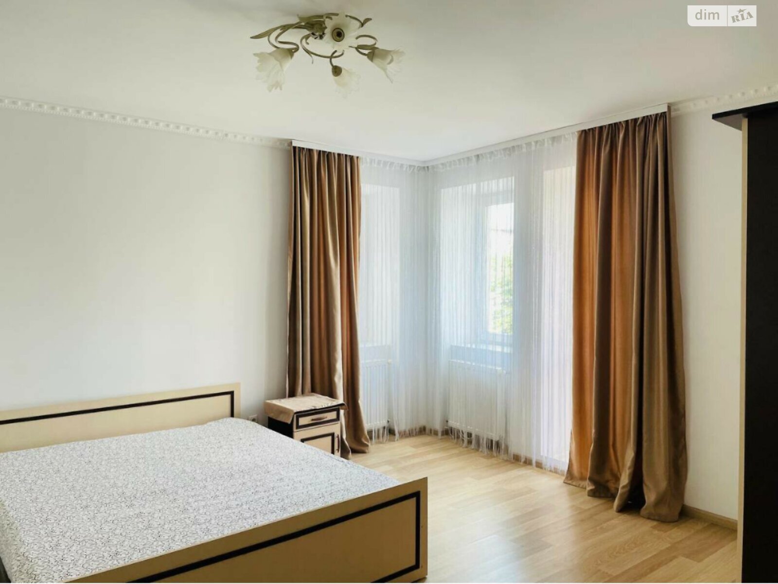 однокомнатная квартира в Тернополе, район Восточный, на ул. Евгения Коновальца 9 в аренду на долгий срок помесячно фото 1 однокомнатная квартира в Тернополе, район Восточный, на ул. Евгения Коновальца 9 в аренду на долгий срок помесячно фото 1