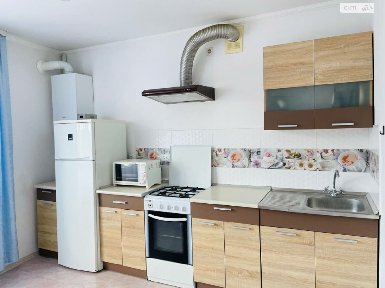 однокомнатная квартира в Тернополе, район Восточный, на ул. Евгения Коновальца 9 в аренду на долгий срок помесячно фото 1 однокомнатная квартира в Тернополе, район Восточный, на ул. Евгения Коновальца 9 в аренду на долгий срок помесячно фото 1