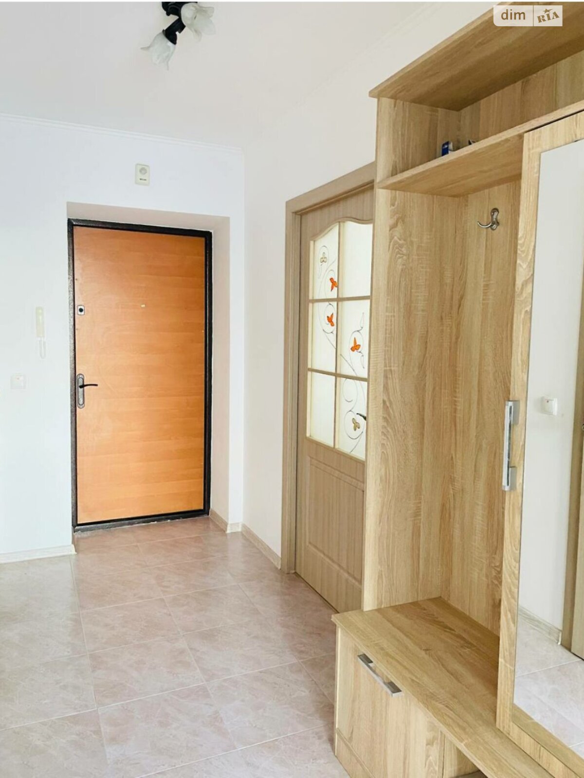 однокомнатная квартира в Тернополе, район Восточный, на ул. Евгения Коновальца 9 в аренду на долгий срок помесячно фото 1 однокомнатная квартира в Тернополе, район Восточный, на ул. Евгения Коновальца 9 в аренду на долгий срок помесячно фото 1