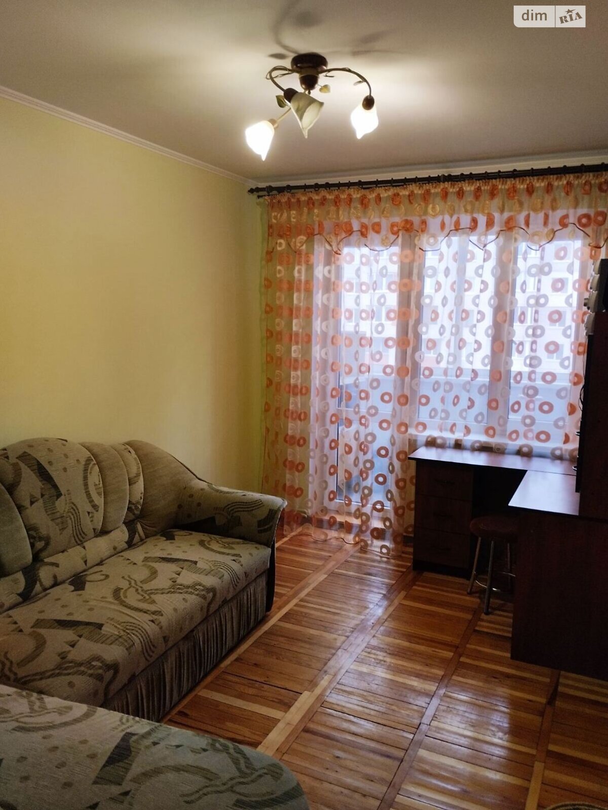 трикімнатна квартира в Тернополі, район Канада, на вул. Євгена Коновальця в довготривалу оренду помісячно фото 1