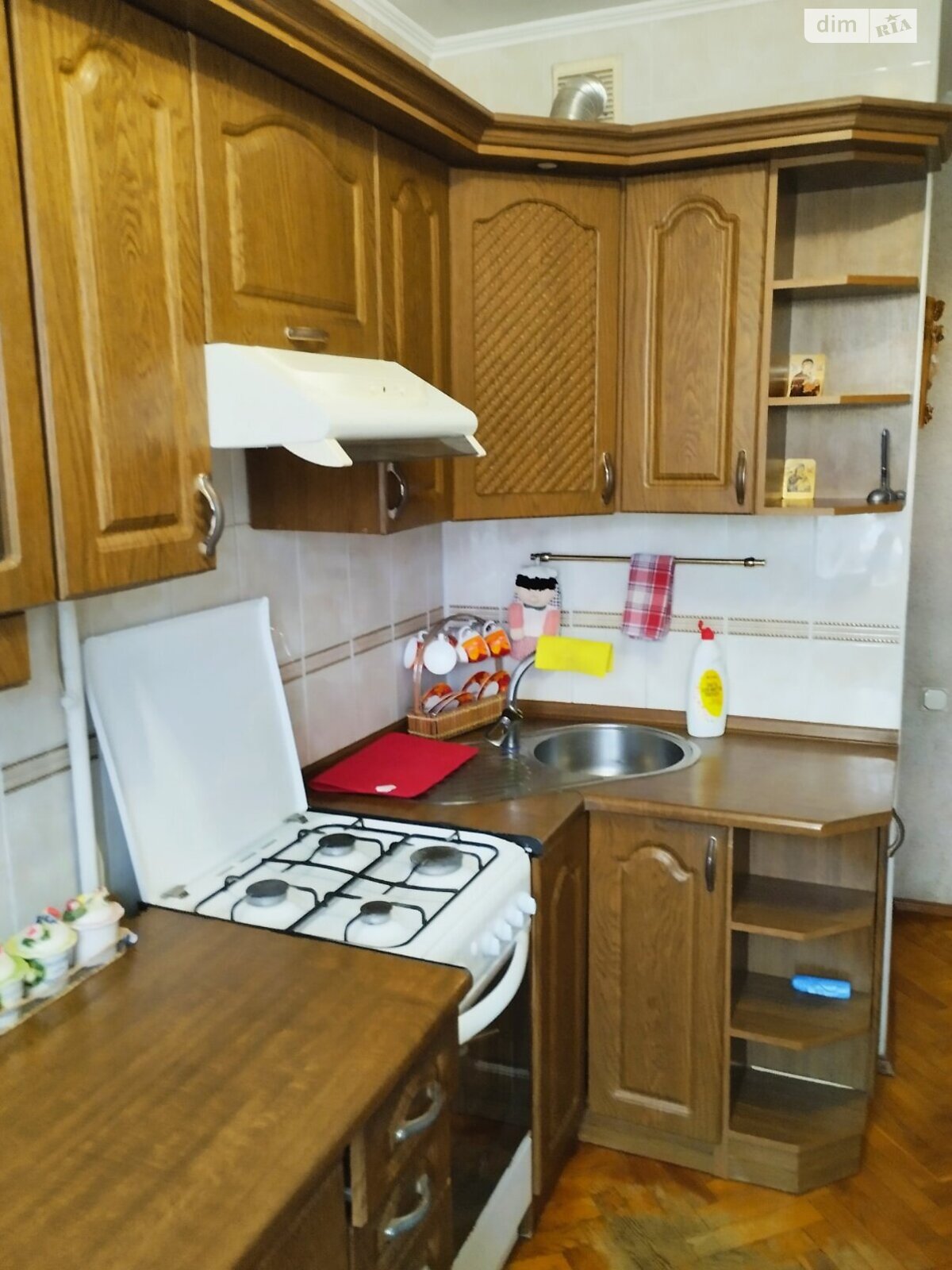 трикімнатна квартира в Тернополі, район Канада, на вул. Євгена Коновальця в довготривалу оренду помісячно фото 1