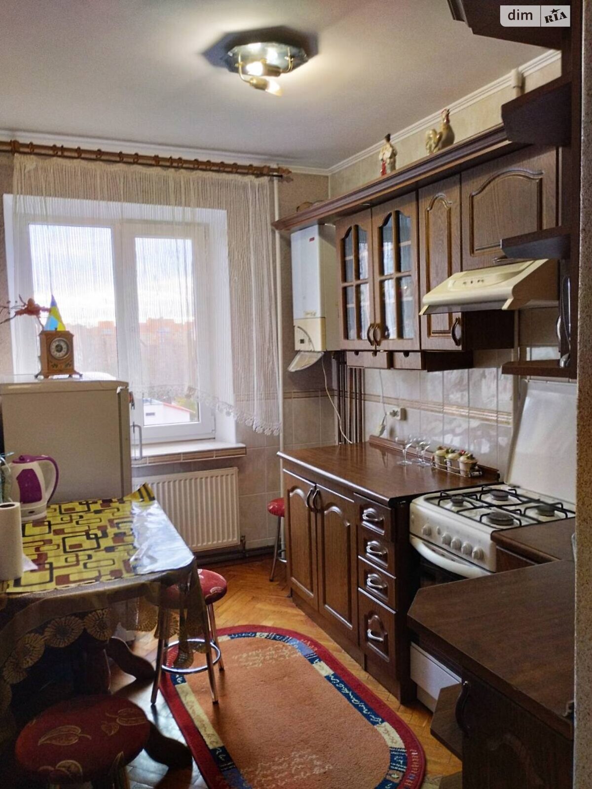 трикімнатна квартира в Тернополі, район Канада, на вул. Євгена Коновальця в довготривалу оренду помісячно фото 1