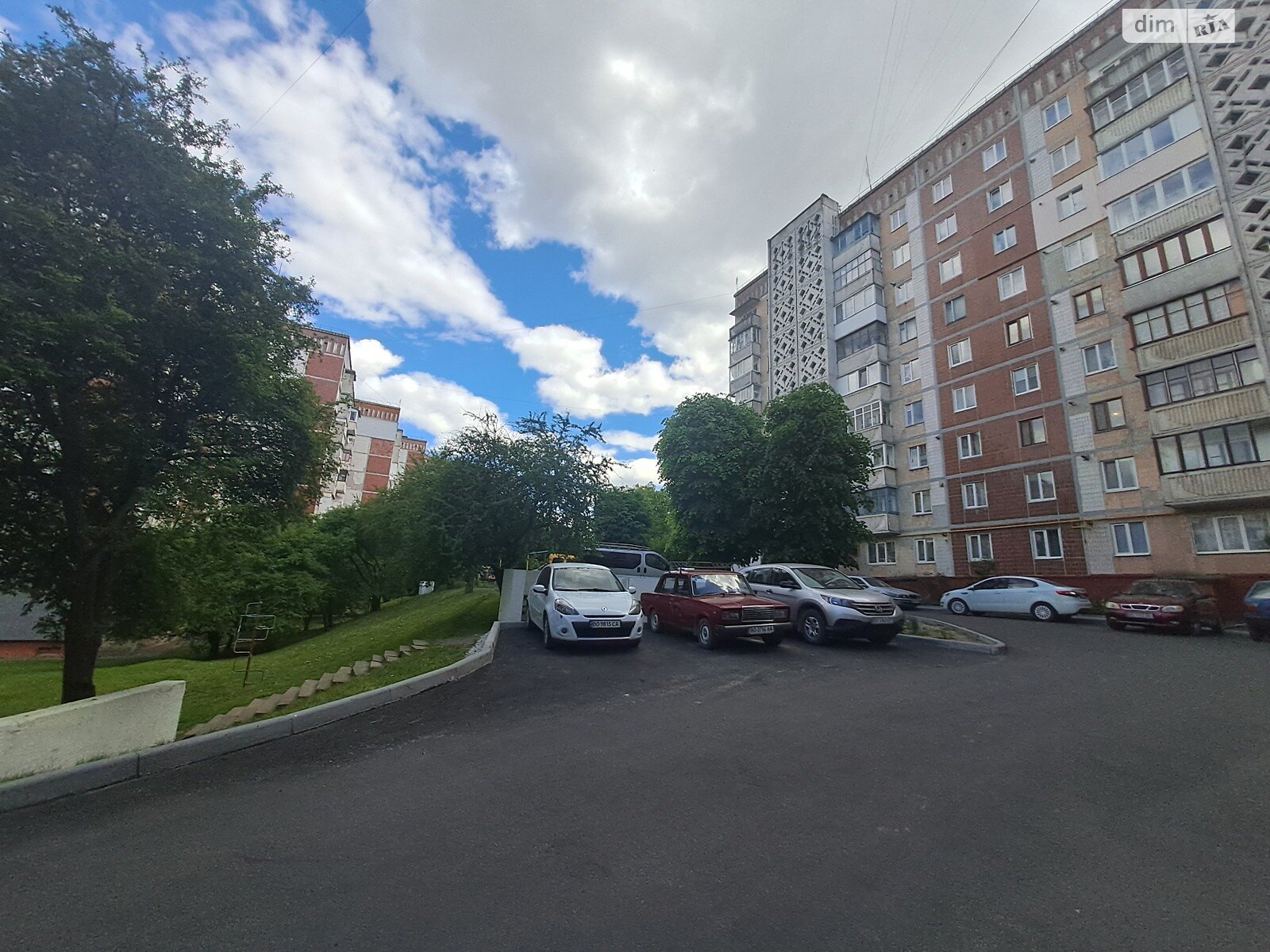 двухкомнатная квартира в Тернополе, район Канада, на ул. Евгения Коновальца 14 в аренду на долгий срок помесячно фото 1