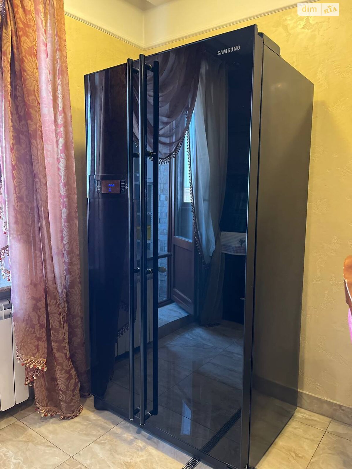 четырехкомнатная квартира в Тернополе, район Канада, на ул. Евгения Коновальца в аренду на долгий срок помесячно фото 1 четырехкомнатная квартира в Тернополе, район Канада, на ул. Евгения Коновальца в аренду на долгий срок помесячно фото 1