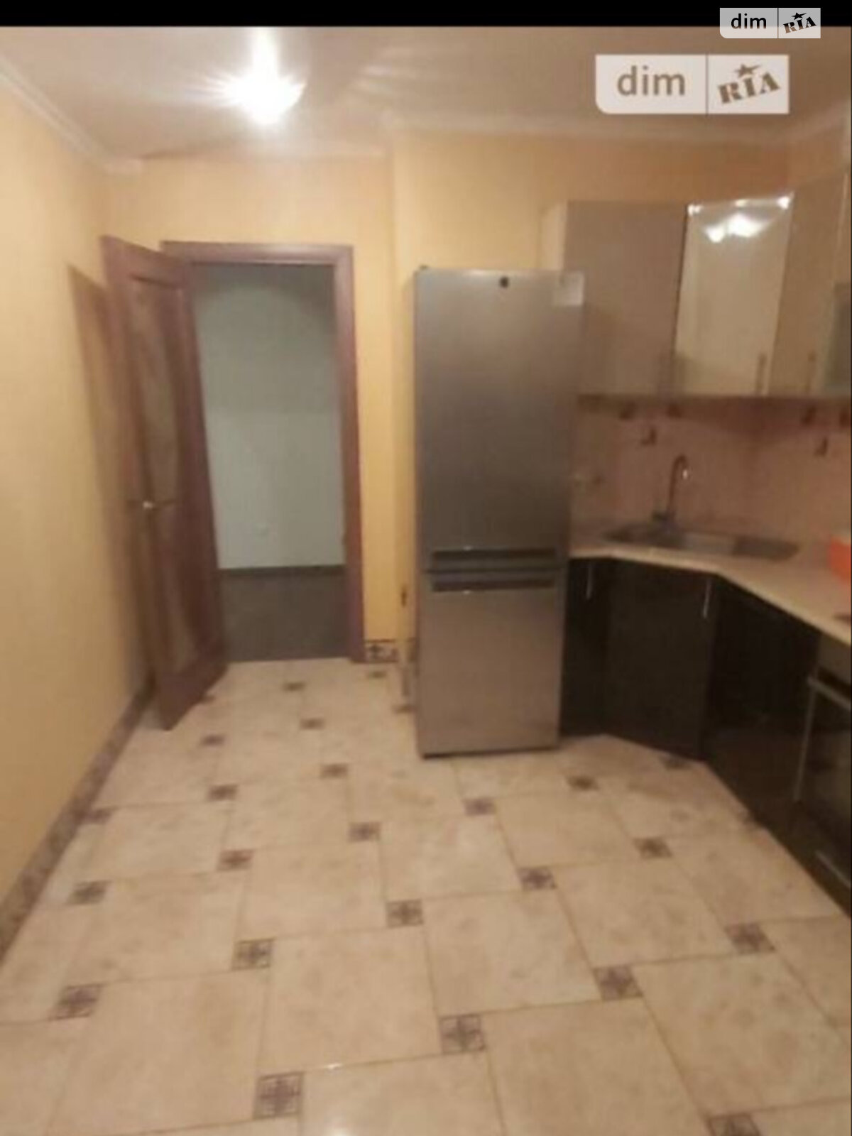 однокімнатна квартира в Тернополі, район Канада, на вул. Євгена Коновальця 4 в довготривалу оренду помісячно фото 1 однокімнатна квартира в Тернополі, район Канада, на вул. Євгена Коновальця 4 в довготривалу оренду помісячно фото 1